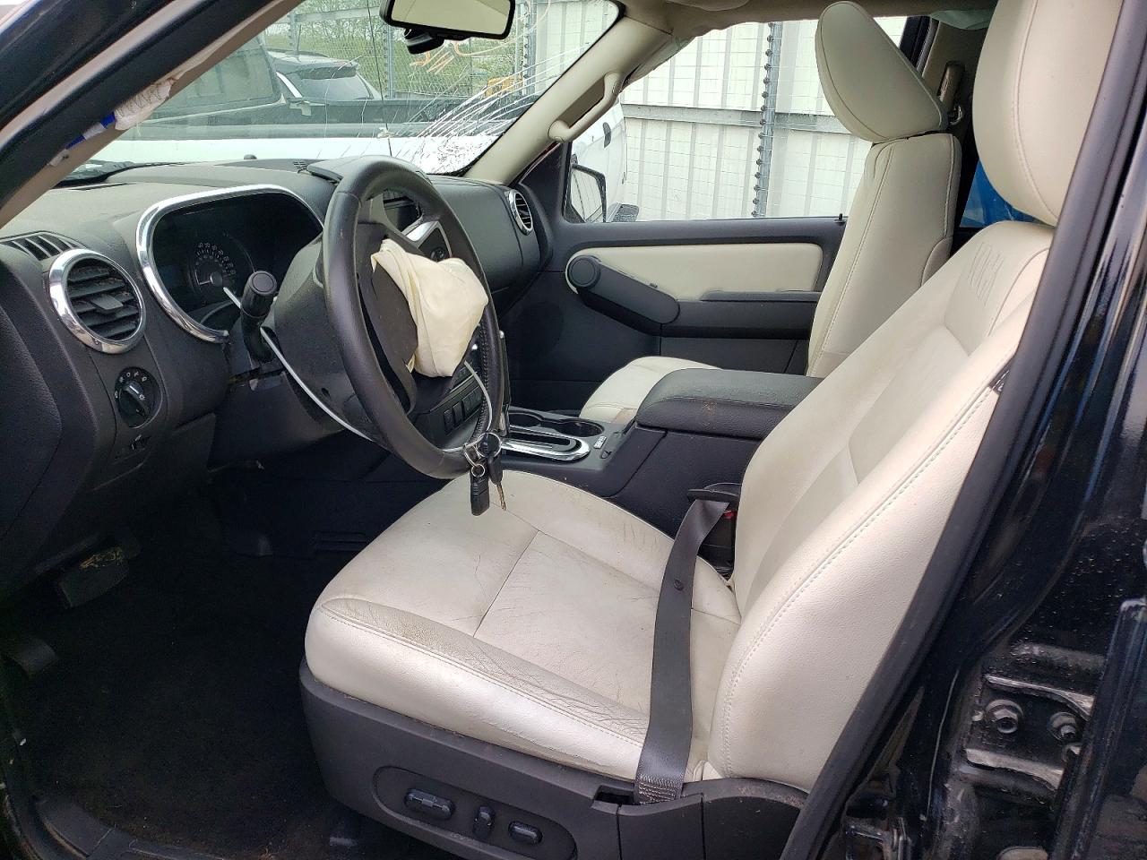 2009 Mercury Mountaineer Premier Black vin: 4M2EU48809UJ00787