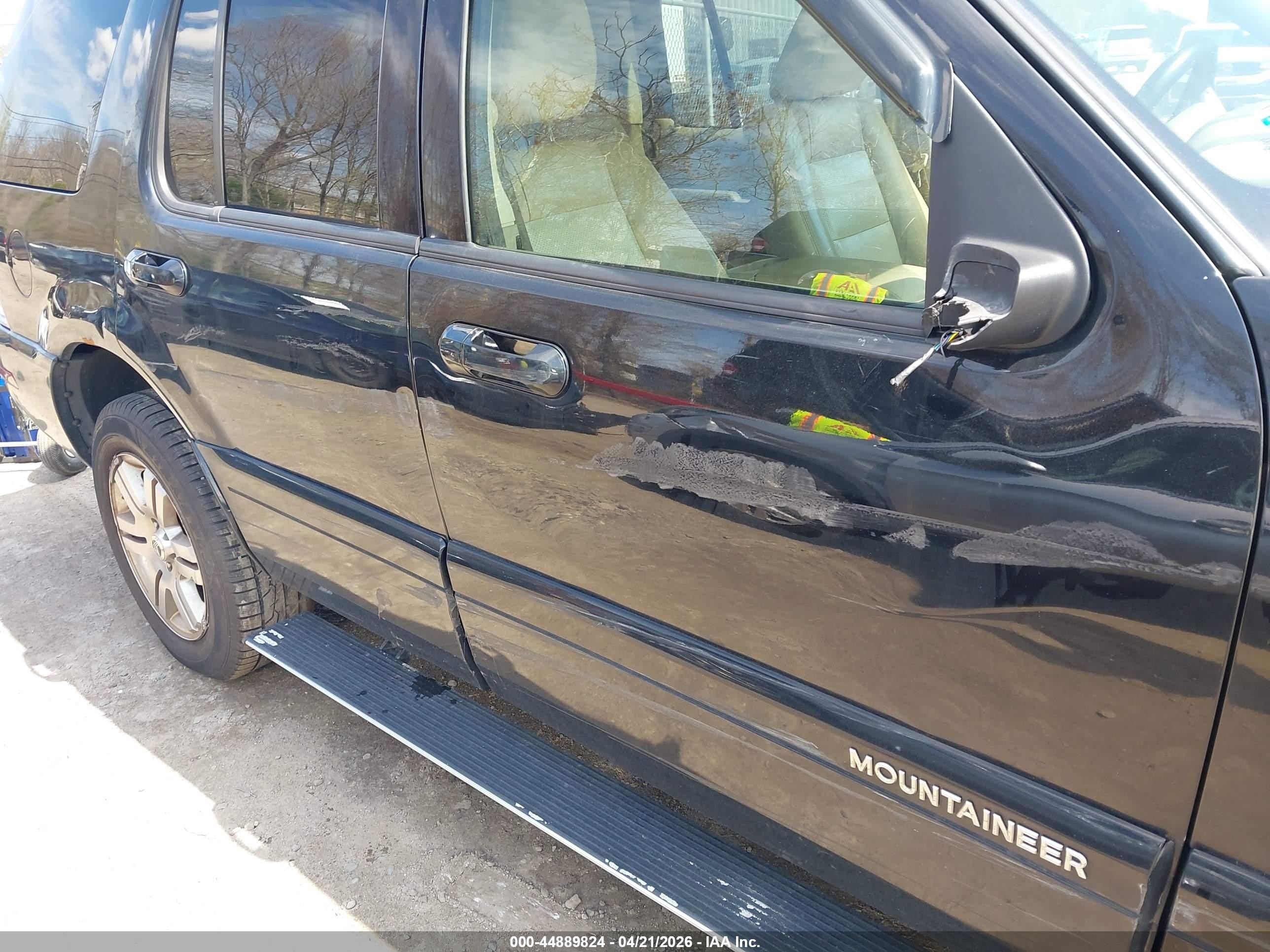 2009 Mercury Mountaineer Premier Black vin: 4M2EU48809UJ00983