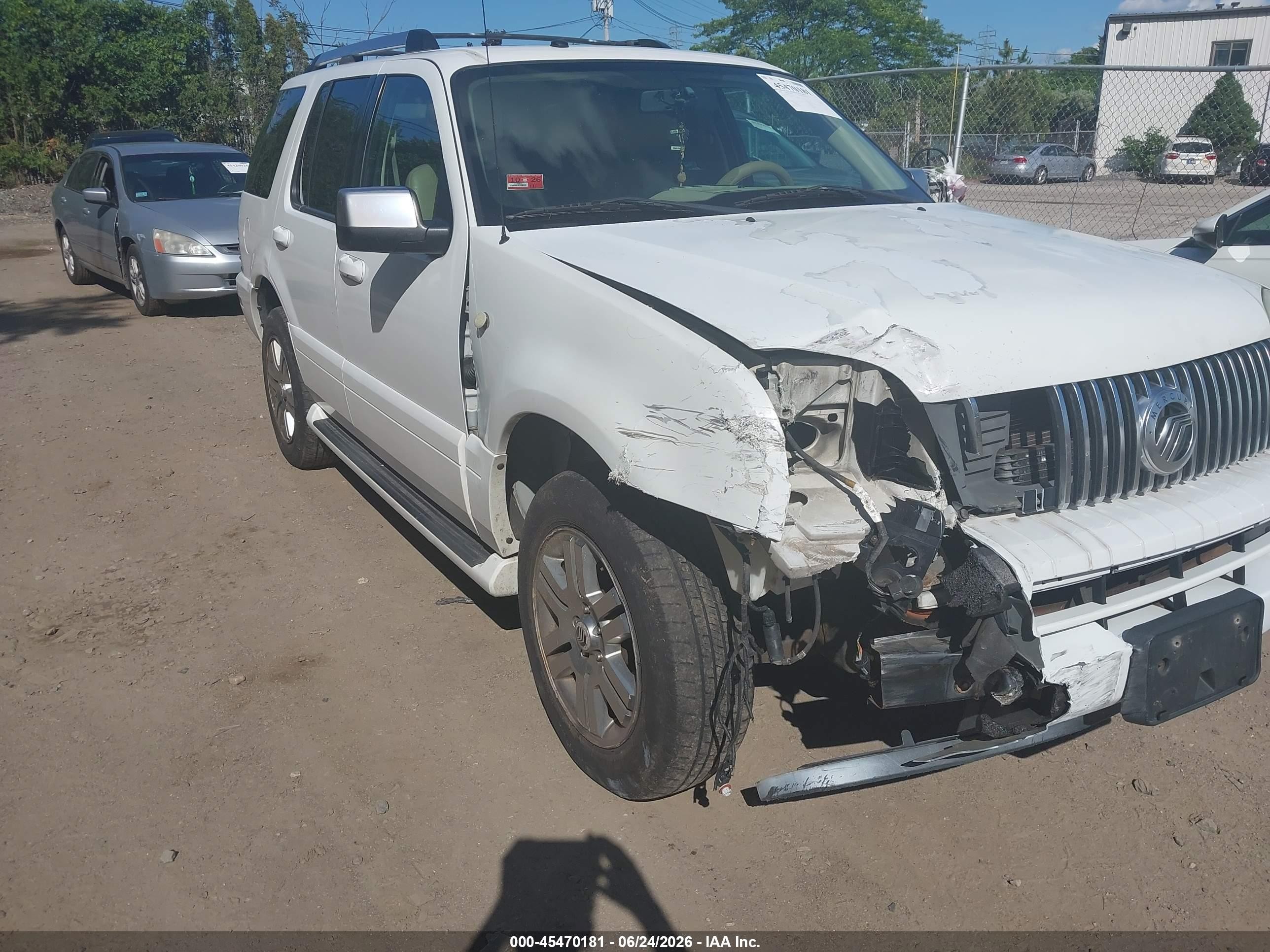 2006 Mercury Mountaineer Premier White vin: 4M2EU48816UJ24057