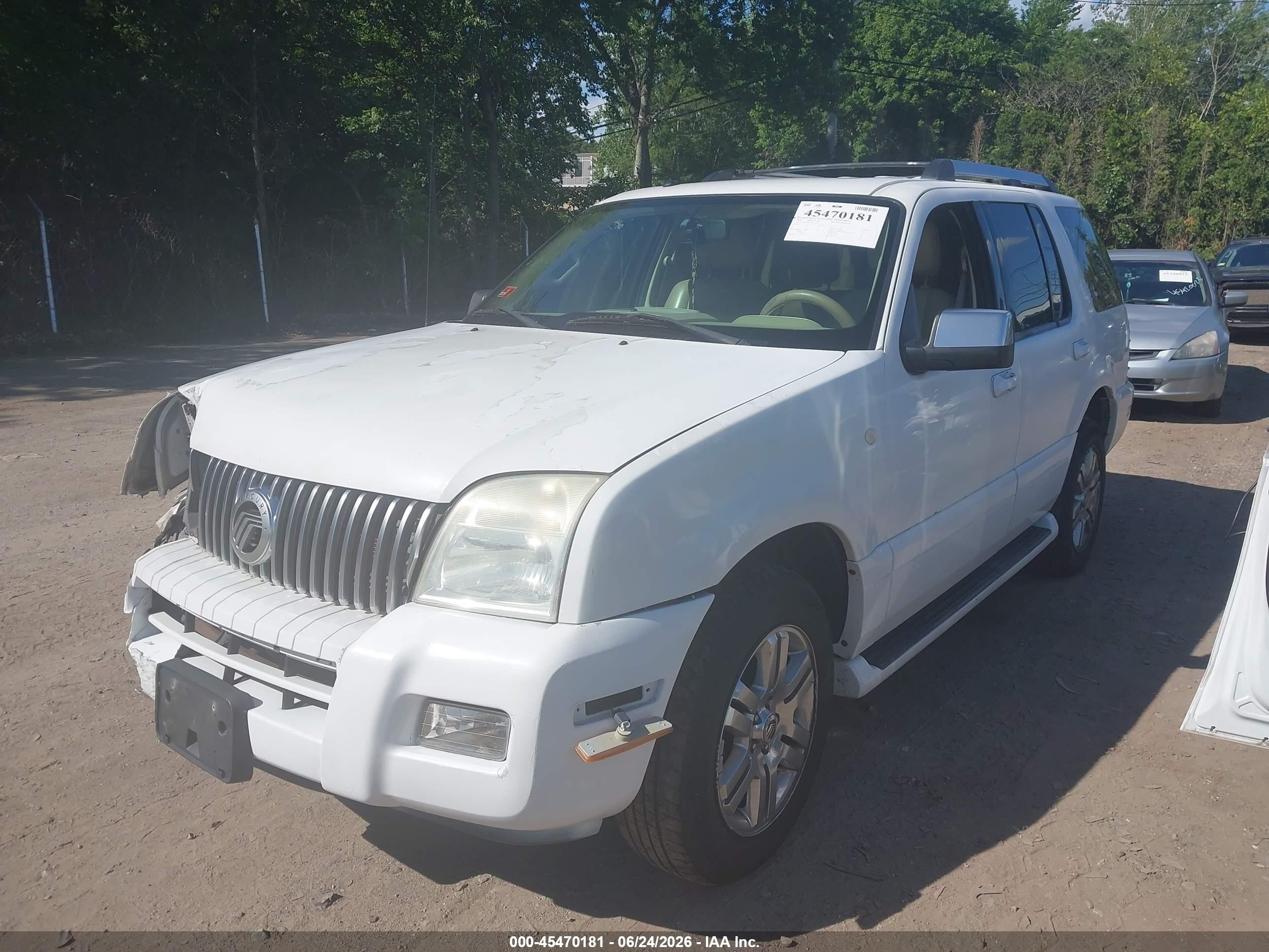 2006 Mercury Mountaineer Premier White vin: 4M2EU48816UJ24057