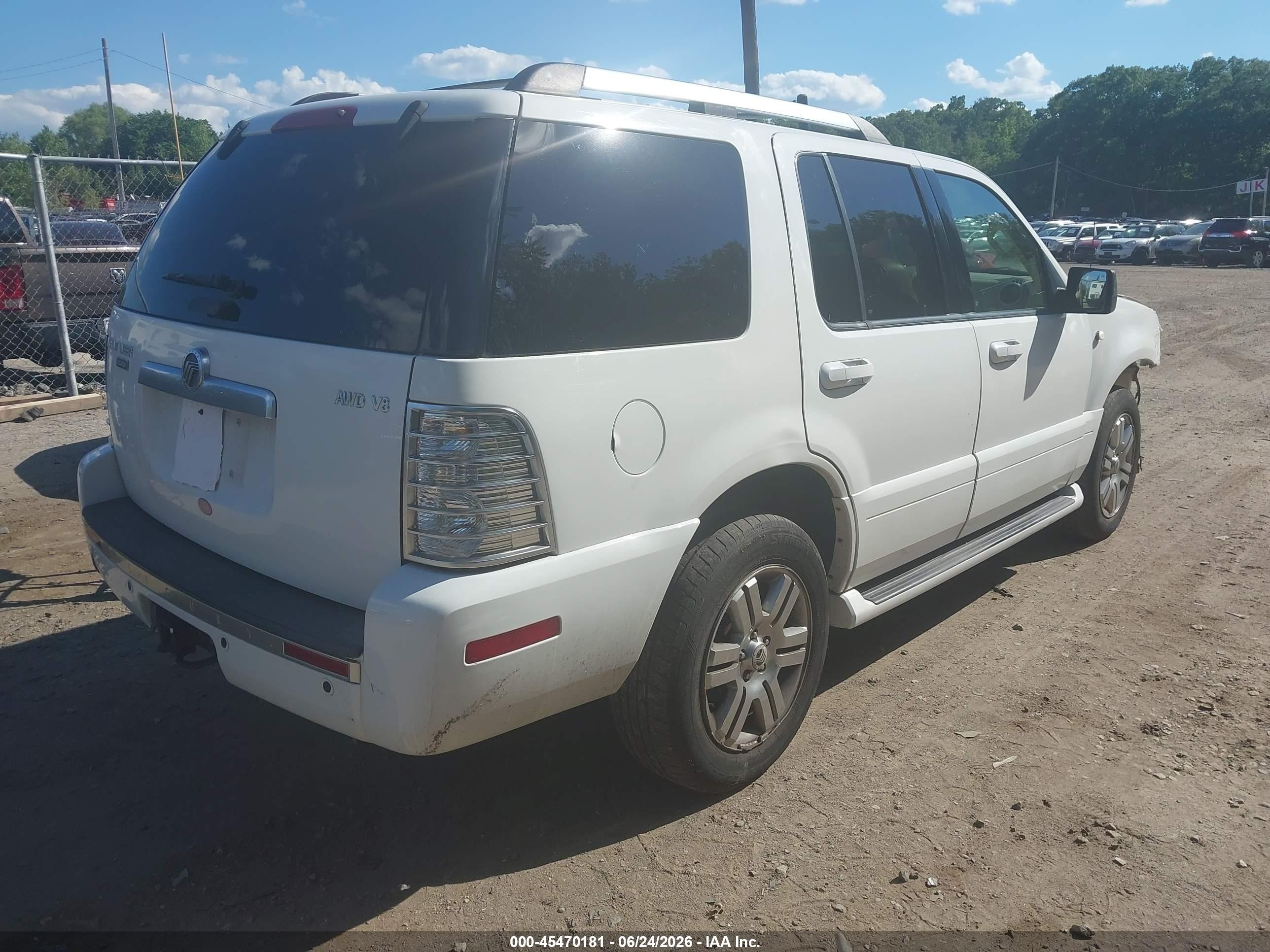 2006 Mercury Mountaineer Premier White vin: 4M2EU48816UJ24057