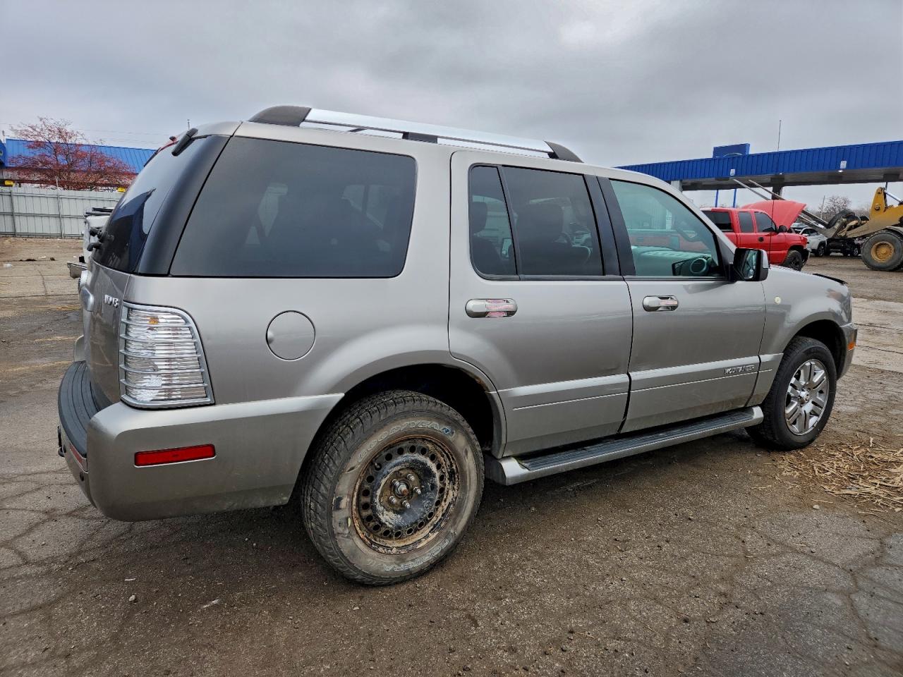 2008 Mercury Mountaineer Premier Серебряный vin: 4M2EU48818UJ06662