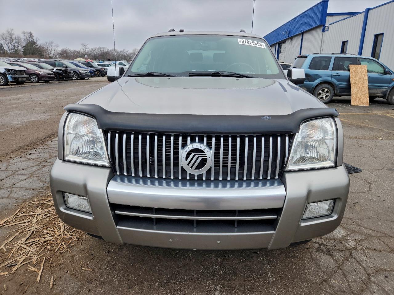 2008 Mercury Mountaineer Premier Серебряный vin: 4M2EU48818UJ06662
