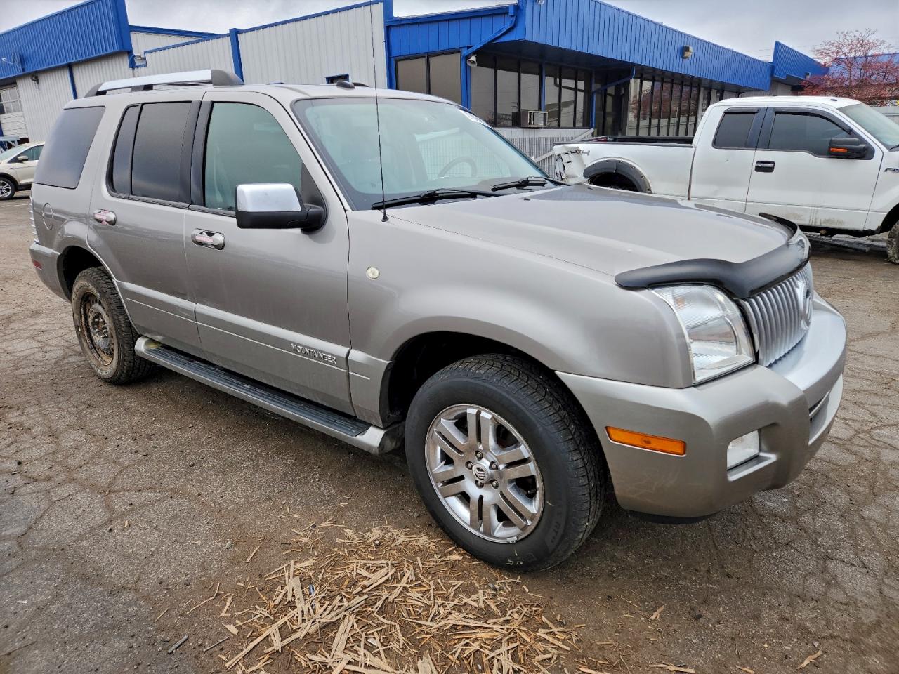 2008 Mercury Mountaineer Premier Серебряный vin: 4M2EU48818UJ06662