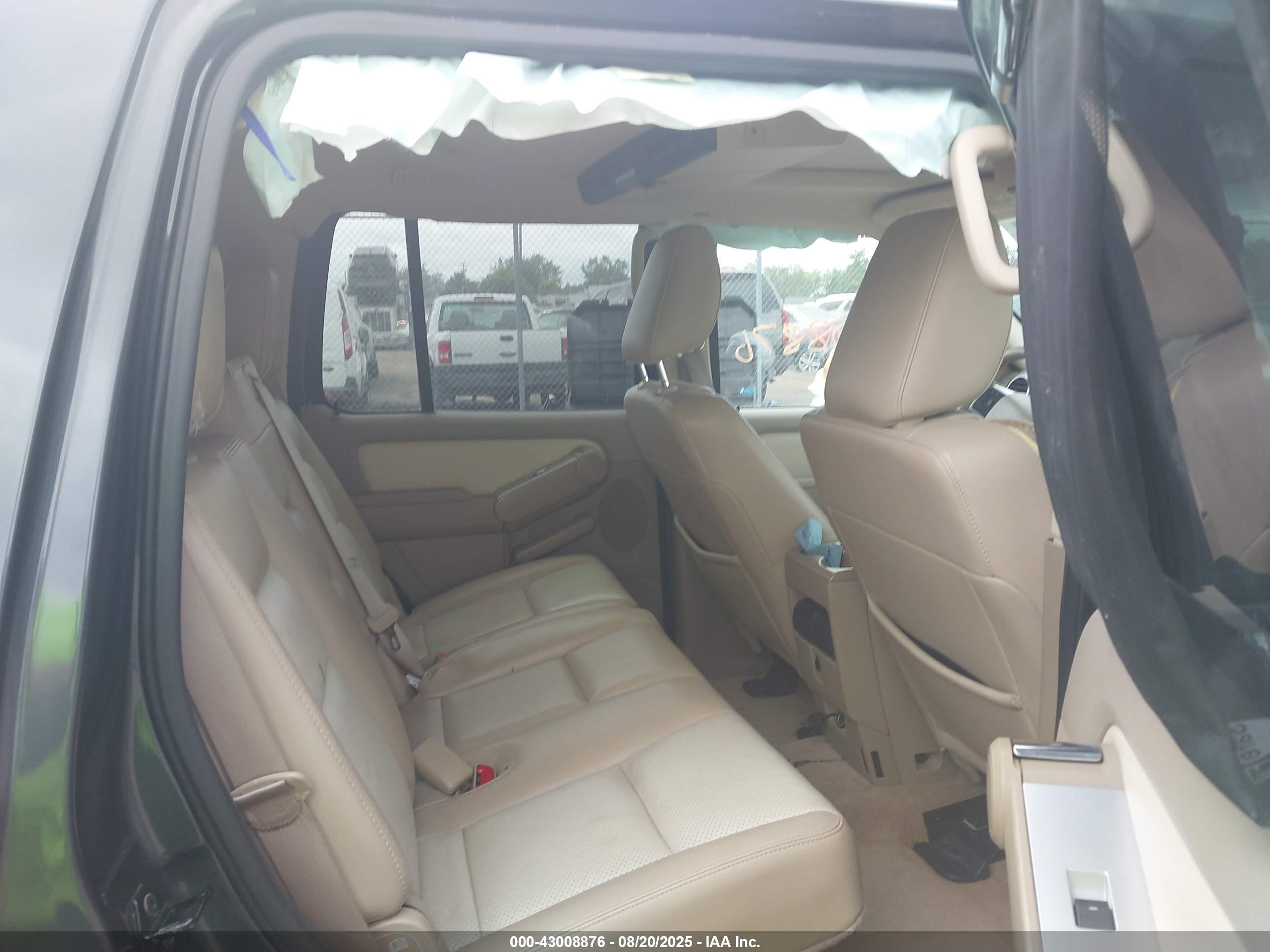 2009 Mercury Mountaineer Premier Black vin: 4M2EU48819UJ02032