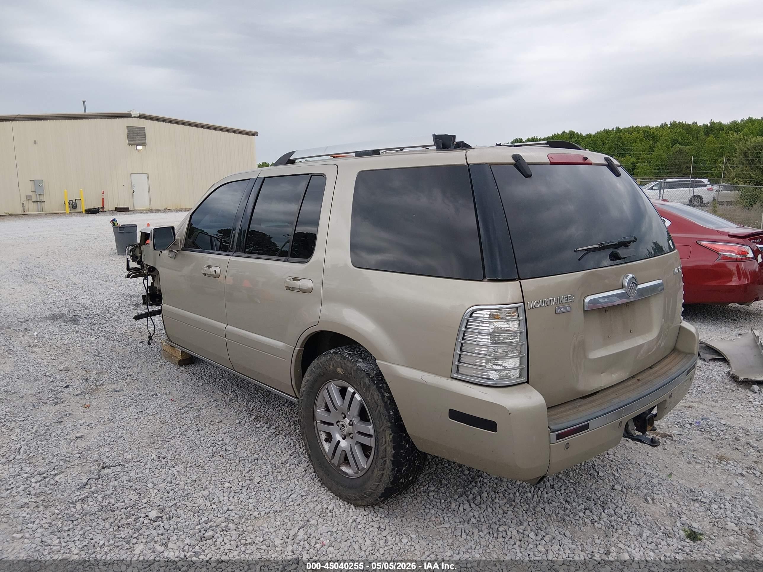 2006 Mercury Mountaineer Premier Gold vin: 4M2EU48826UJ09339