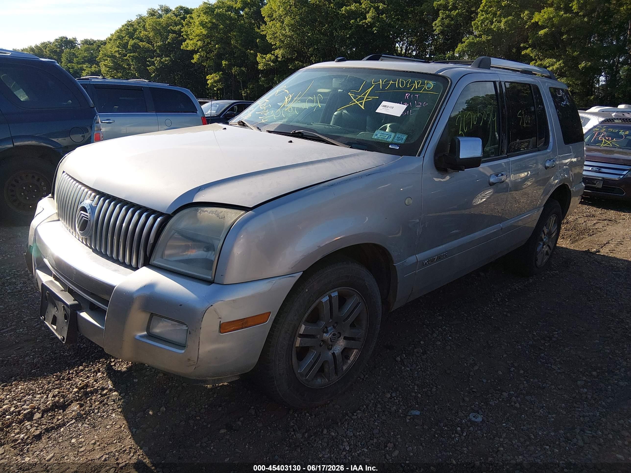 2008 Mercury Mountaineer Premier Серебряный vin: 4M2EU48828UJ06251