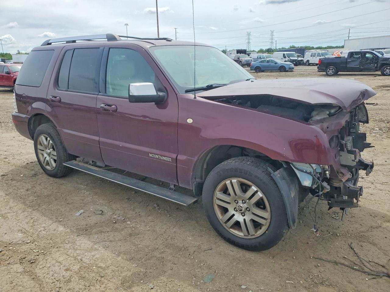 2007 Mercury Mountaineer Premier Темно-бордовый vin: 4M2EU48847UJ14298