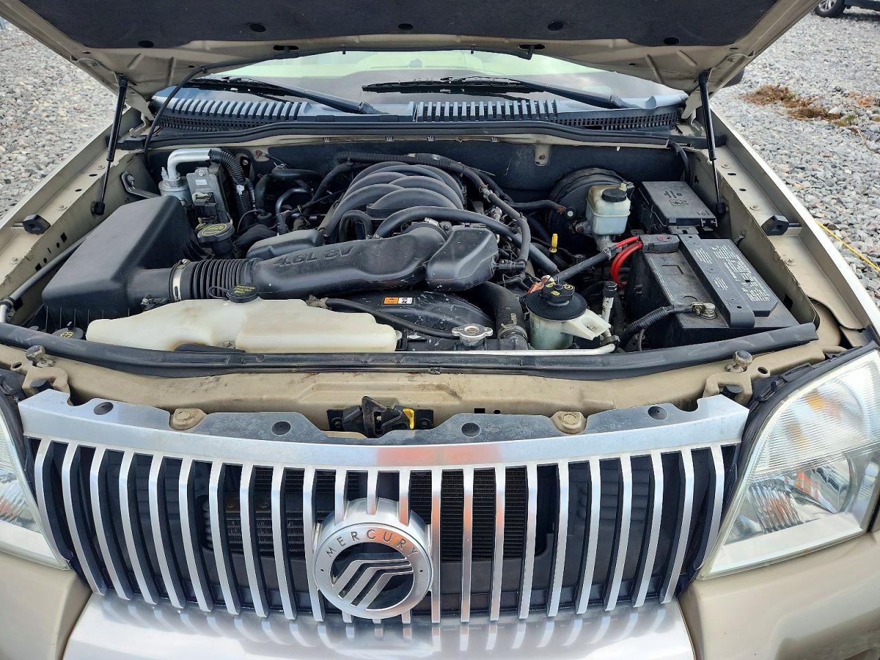 2006 Mercury Mountaineer Premier Gold vin: 4M2EU48866UJ07903