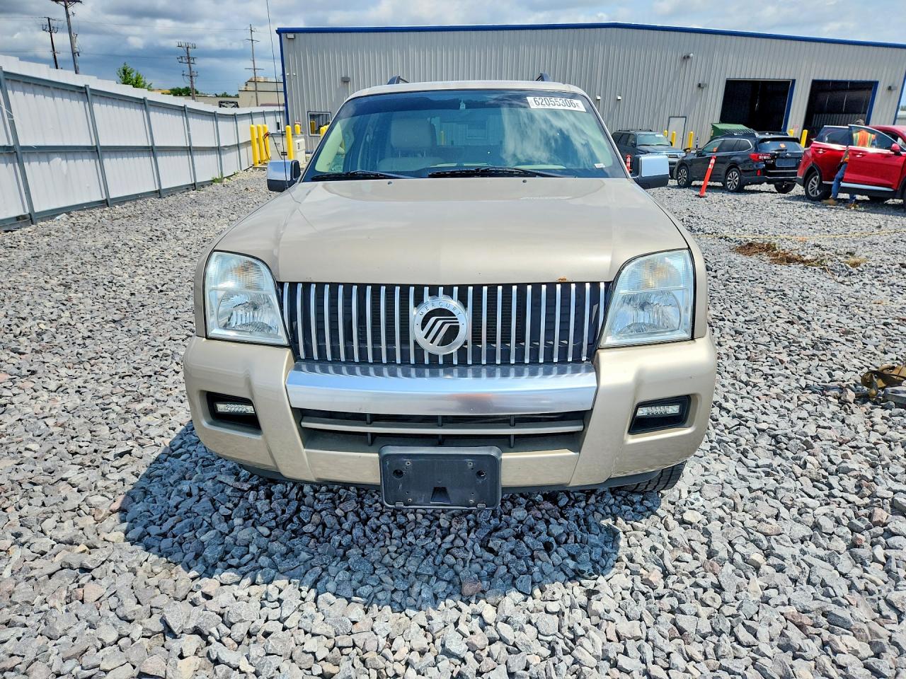 2006 Mercury Mountaineer Premier Gold vin: 4M2EU48866UJ07903
