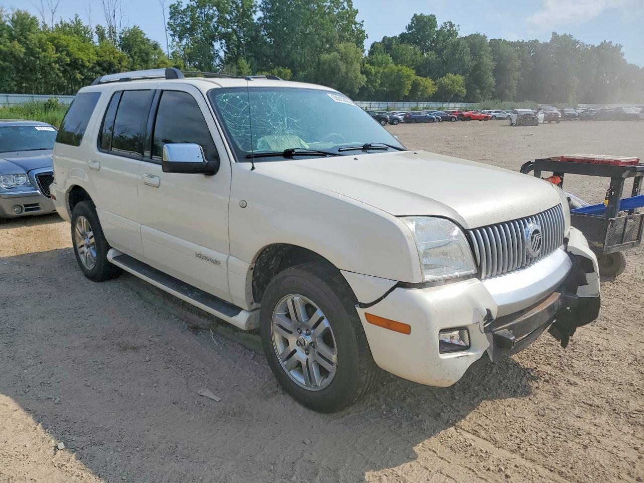 2008 Mercury Mountaineer Premier White vin: 4M2EU48868UJ05877