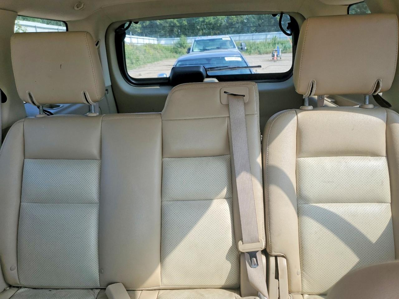 2008 Mercury Mountaineer Premier White vin: 4M2EU48868UJ05877