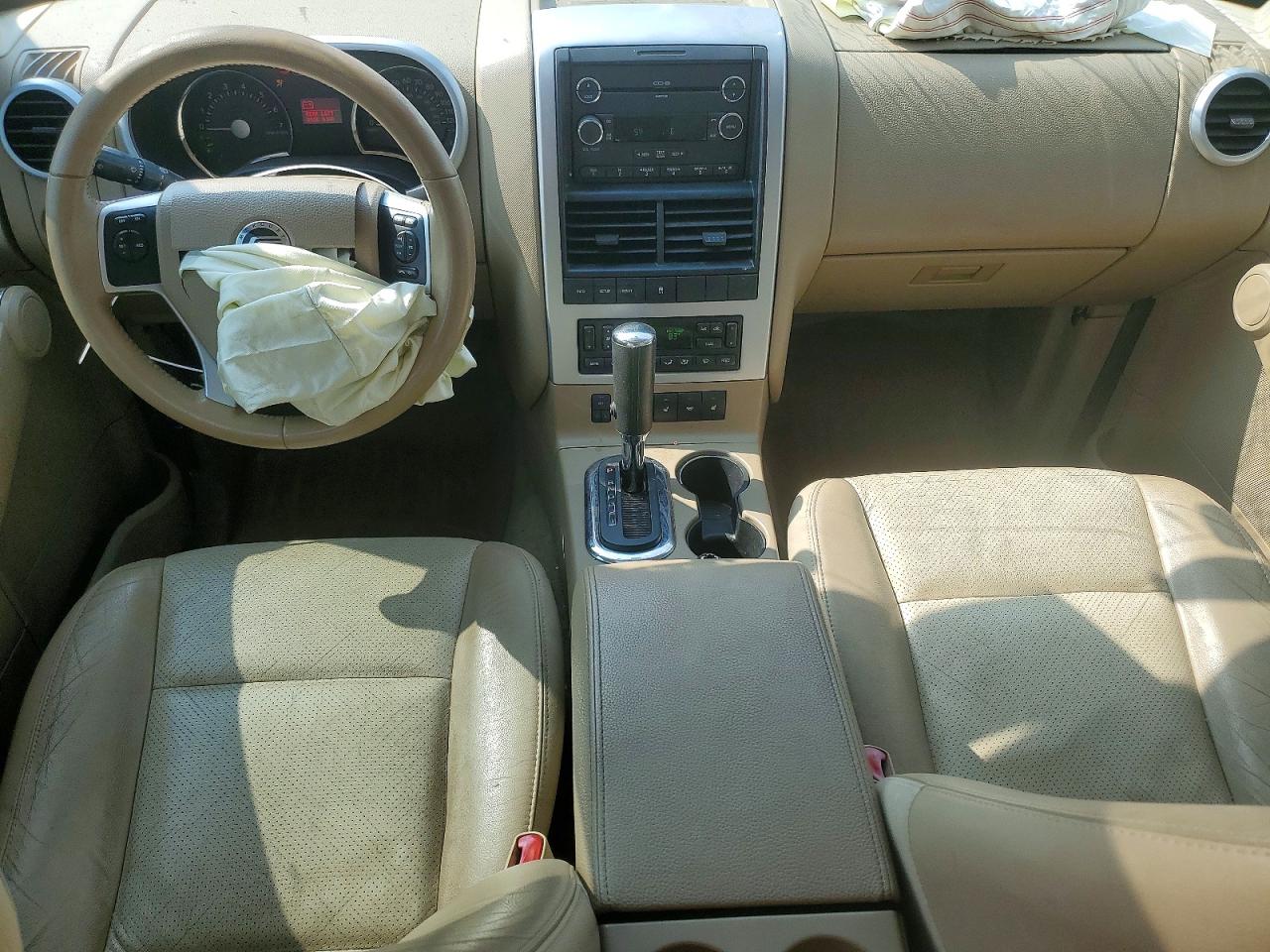 2008 Mercury Mountaineer Premier White vin: 4M2EU48868UJ05877