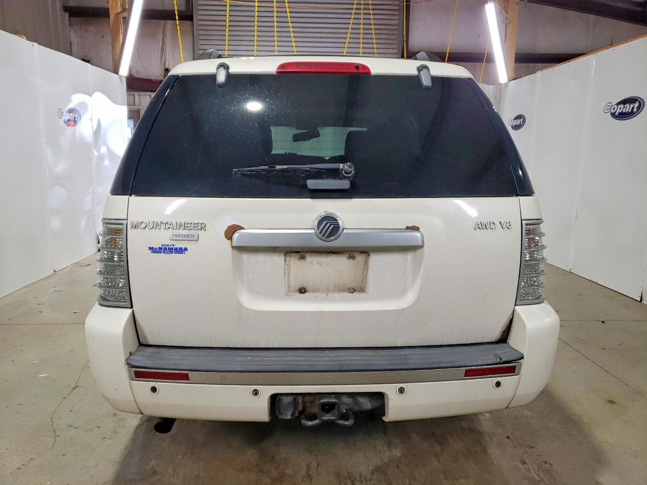 2009 Mercury Mountaineer Premier Кремовый vin: 4M2EU48869UJ00227