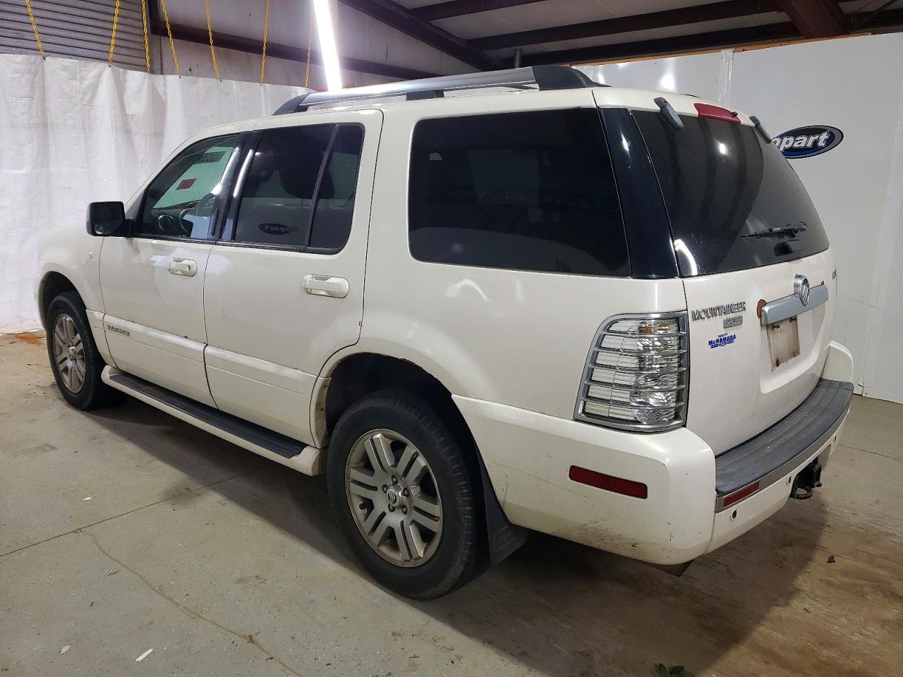 2009 Mercury Mountaineer Premier Кремовый vin: 4M2EU48869UJ00227