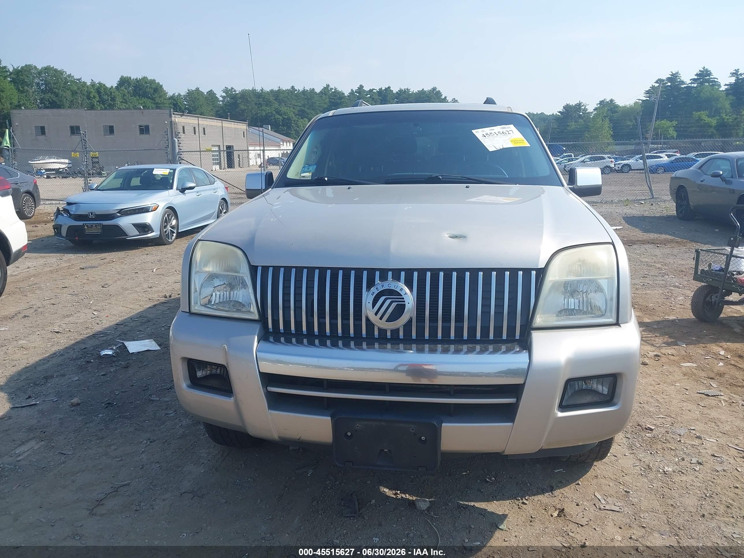 2006 Mercury Mountaineer Premier Silver vin: 4M2EU48876UJ00054