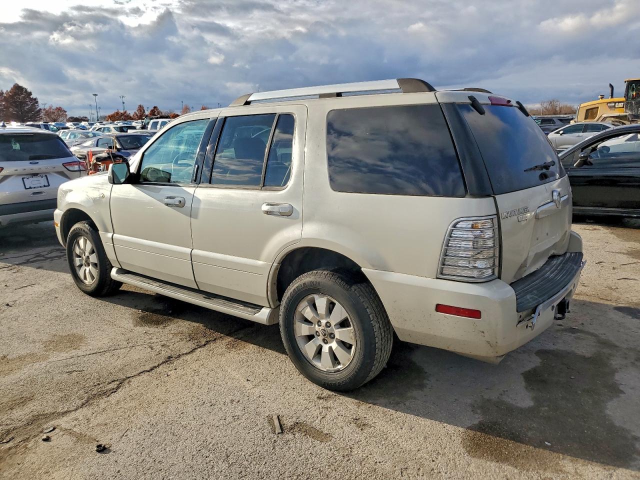 2006 Mercury Mountaineer Premier White vin: 4M2EU48876ZJ01210