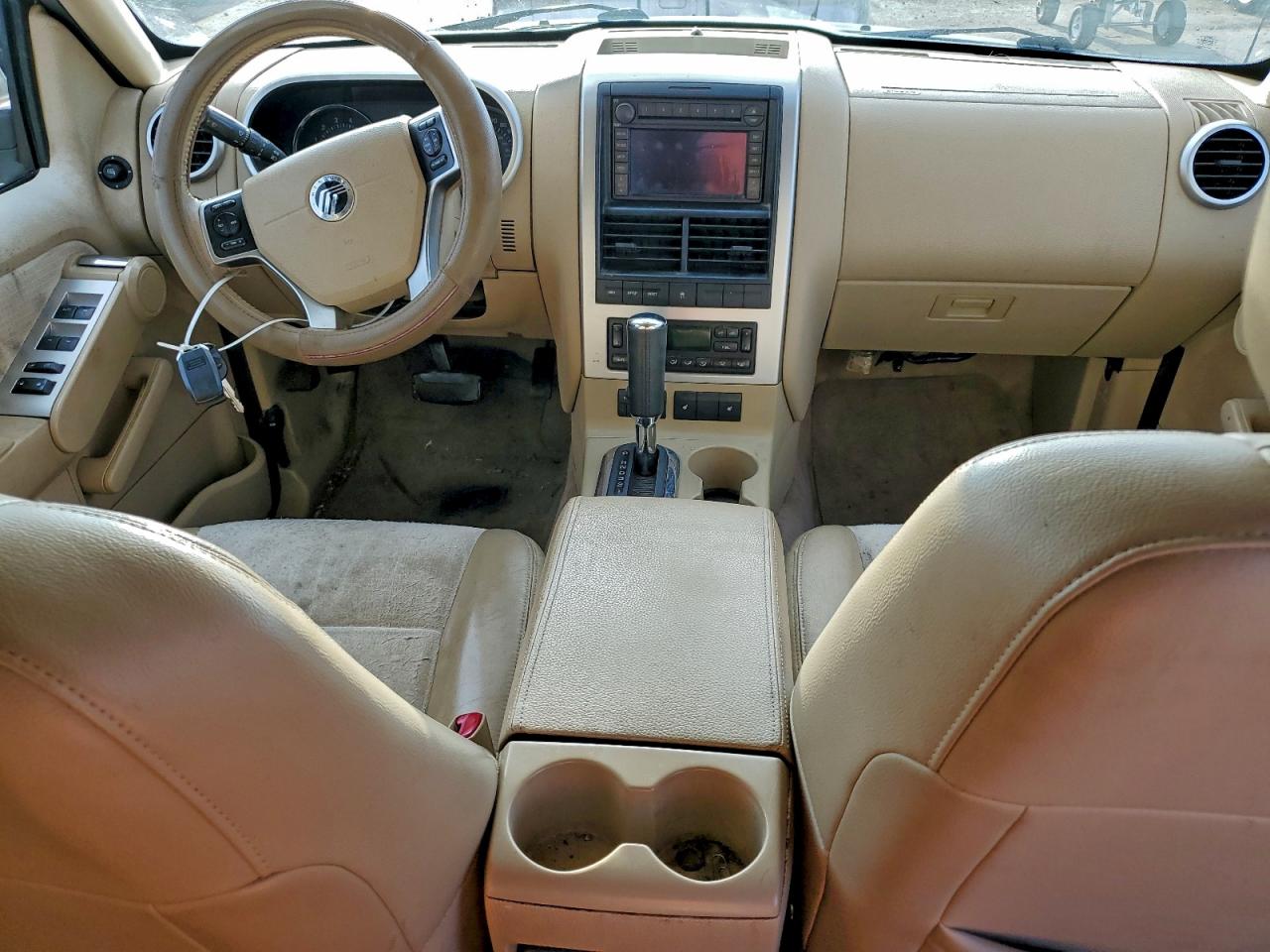 2006 Mercury Mountaineer Premier White vin: 4M2EU48876ZJ01210