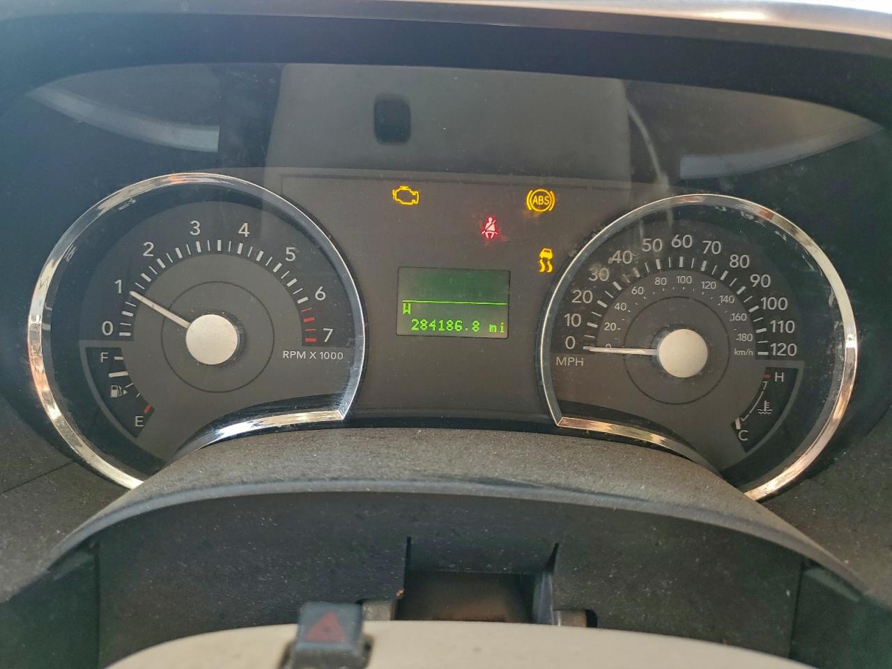 2006 Mercury Mountaineer Premier White vin: 4M2EU48876ZJ01210