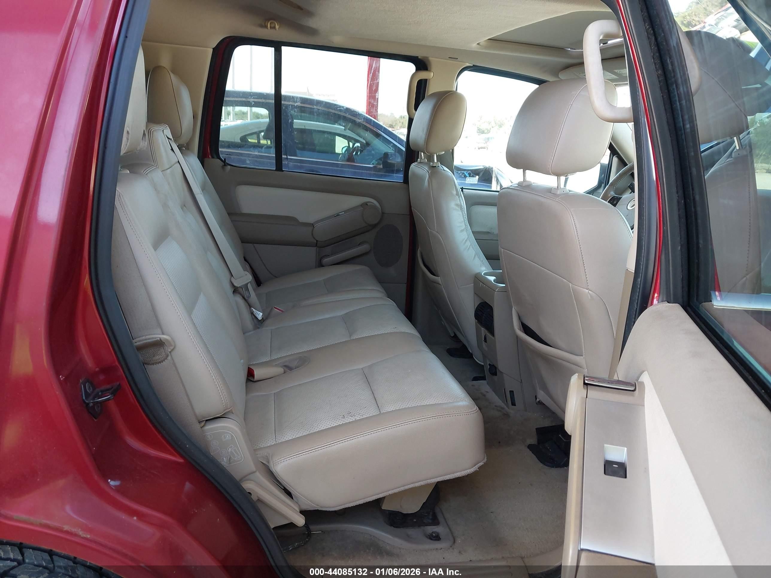 2008 Mercury Mountaineer Premier Burgundy vin: 4M2EU48878UJ05807