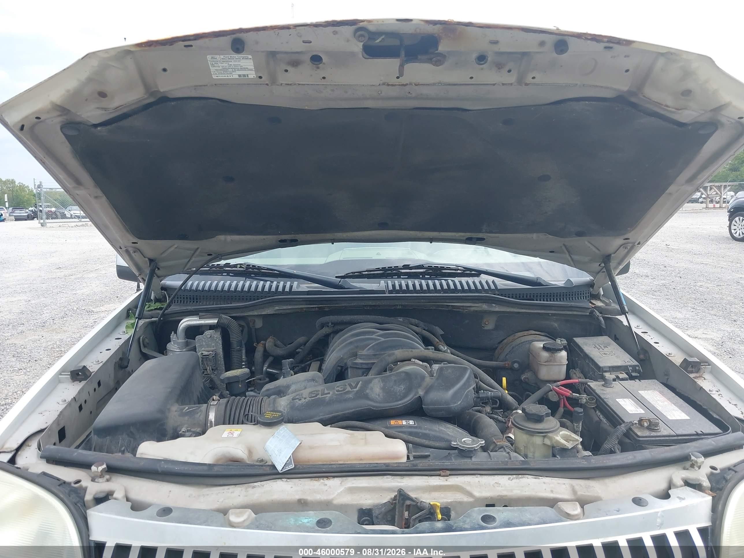 2009 Mercury Mountaineer Premier White vin: 4M2EU48889UJ01069
