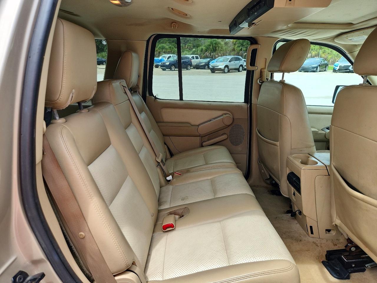 2006 Mercury Mountaineer Premier Tan vin: 4M2EU488X6ZJ05610