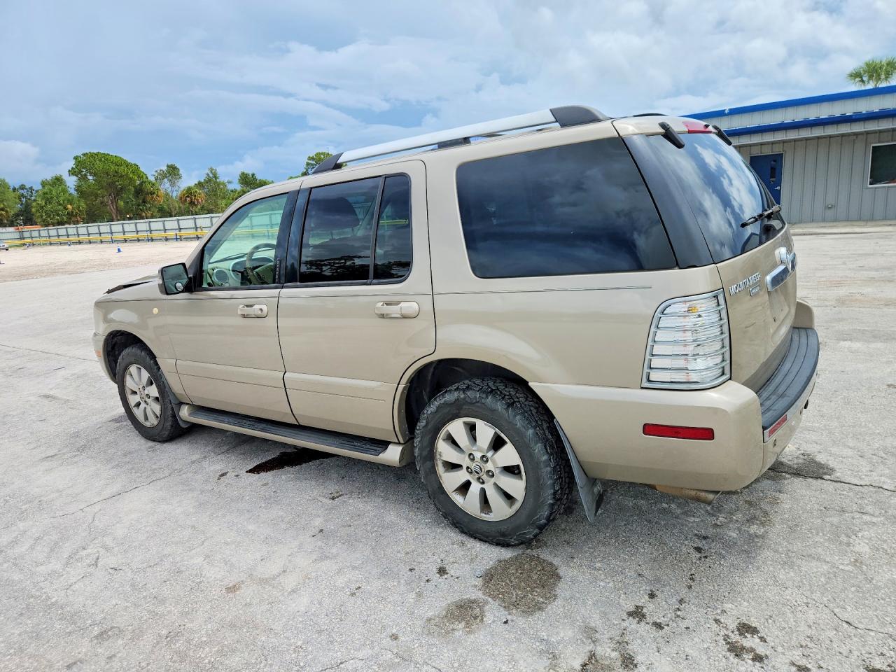 2006 Mercury Mountaineer Premier Tan vin: 4M2EU488X6ZJ05610