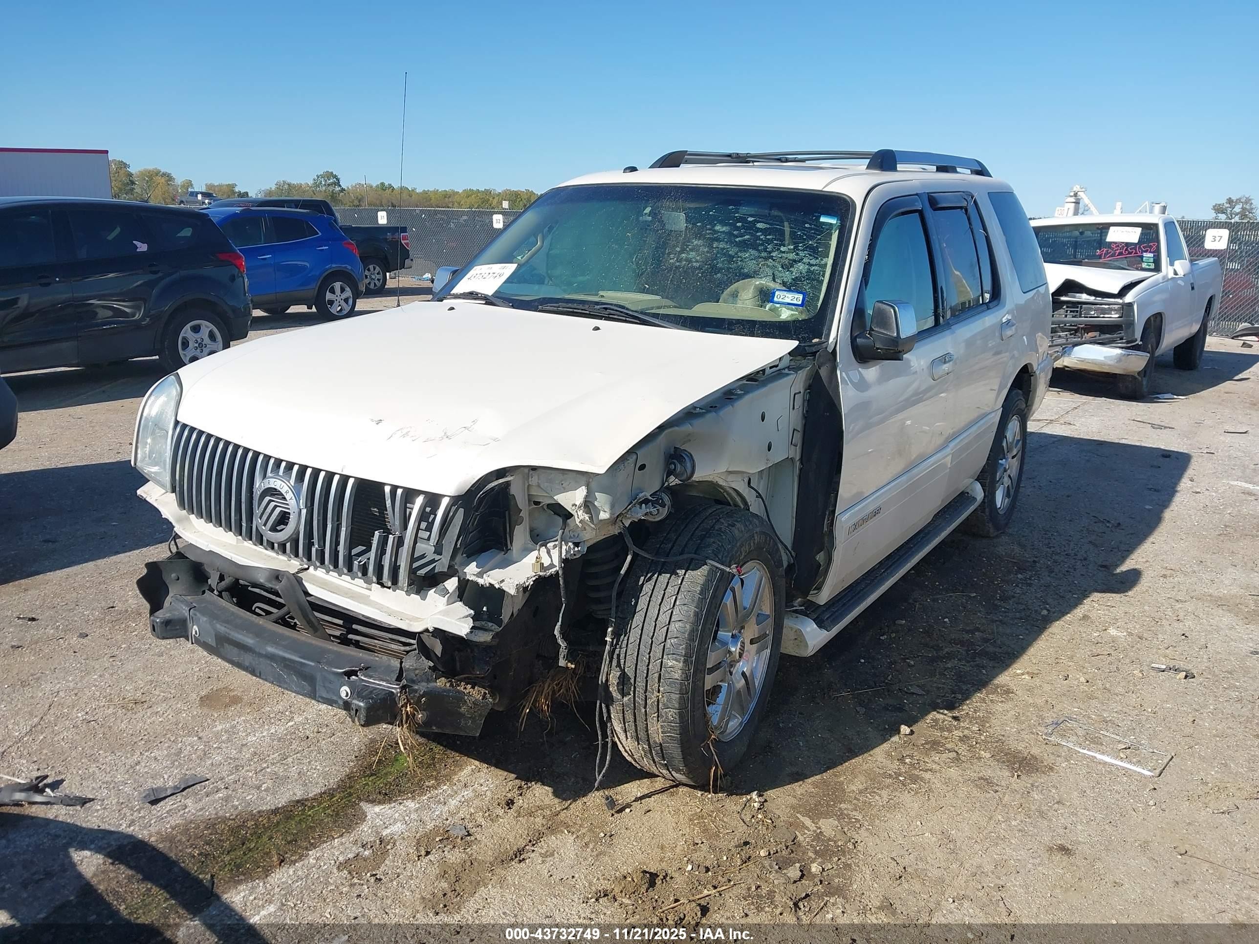 2007 Mercury Mountaineer Premier White vin: 4M2EU488X7UJ03046