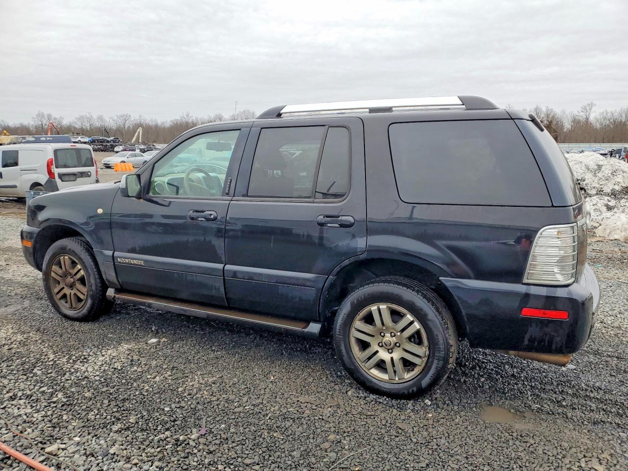 2009 Mercury Mountaineer Premier Black vin: 4M2EU488X9UJ00974