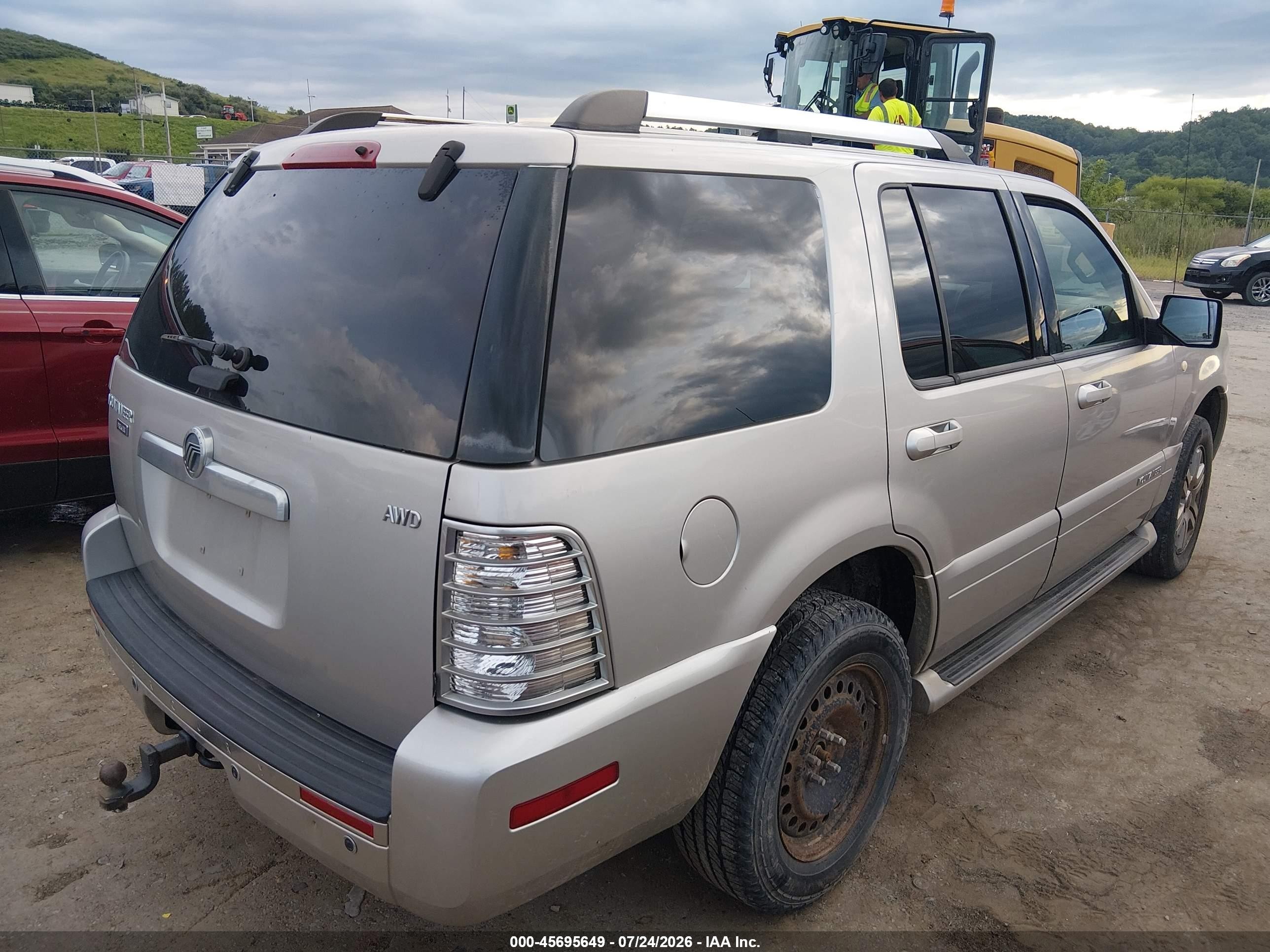 2007 Mercury Mountaineer Premier Silver vin: 4M2EU48E17UJ06570