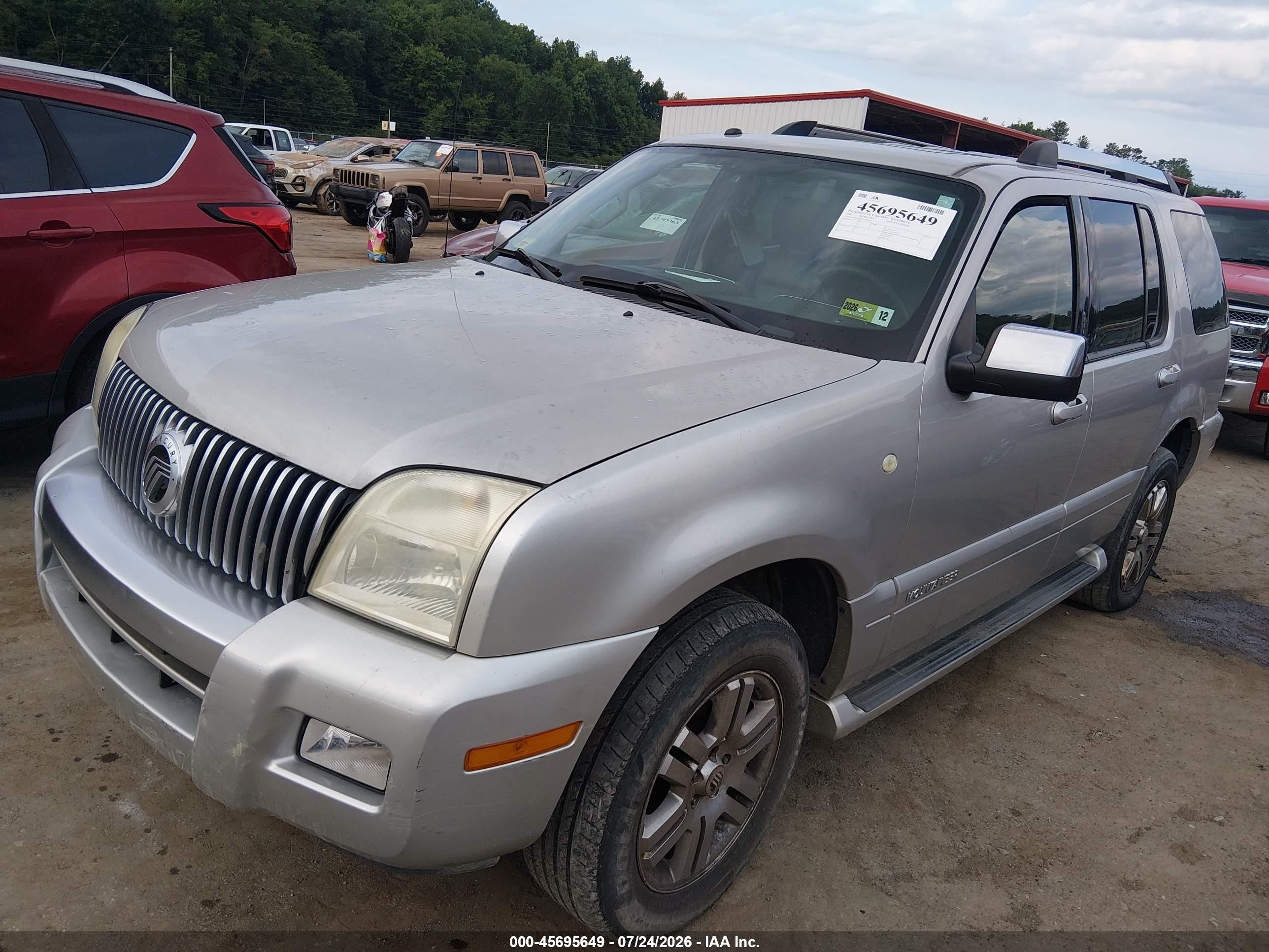 2007 Mercury Mountaineer Premier Silver vin: 4M2EU48E17UJ06570