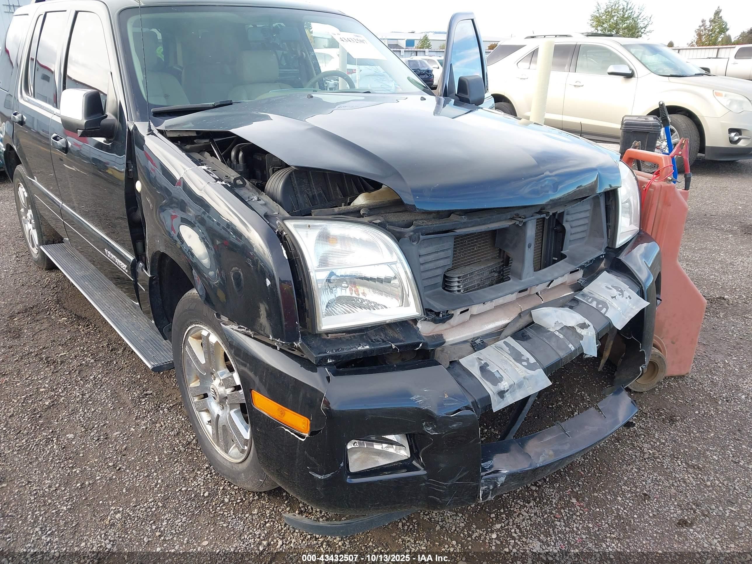2008 Mercury Mountaineer Premier Black vin: 4M2EU48E28UJ03128