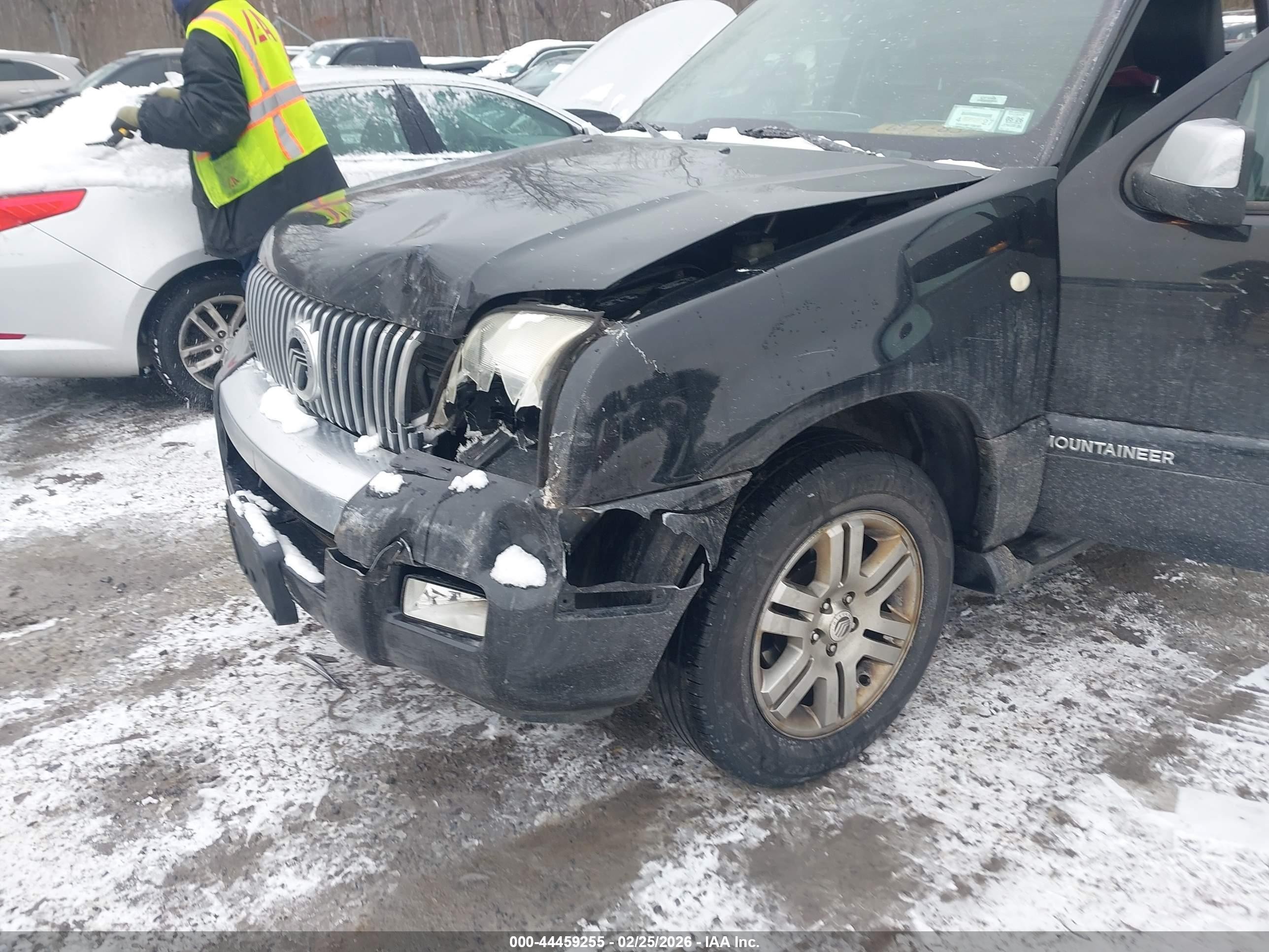 2009 Mercury Mountaineer Premier Черный vin: 4M2EU48E29UJ00263