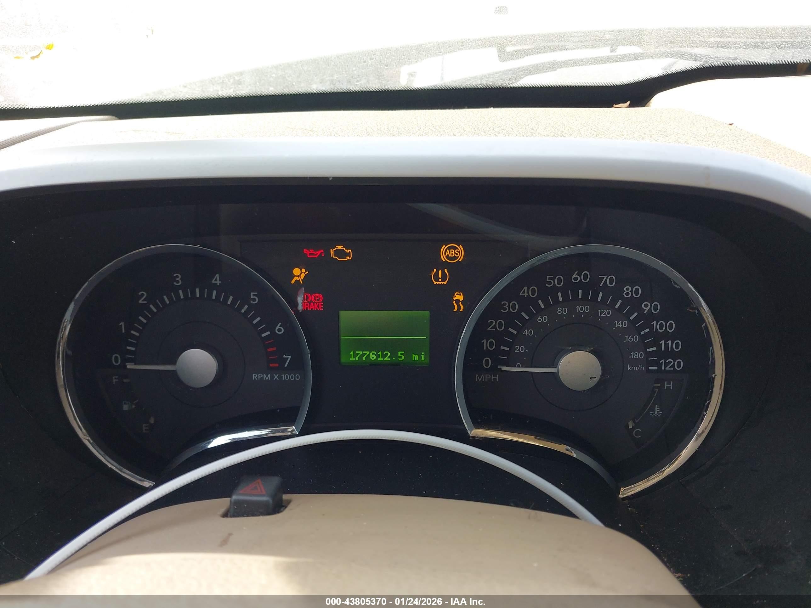 2008 Mercury Mountaineer Premier White vin: 4M2EU48E68UJ04198
