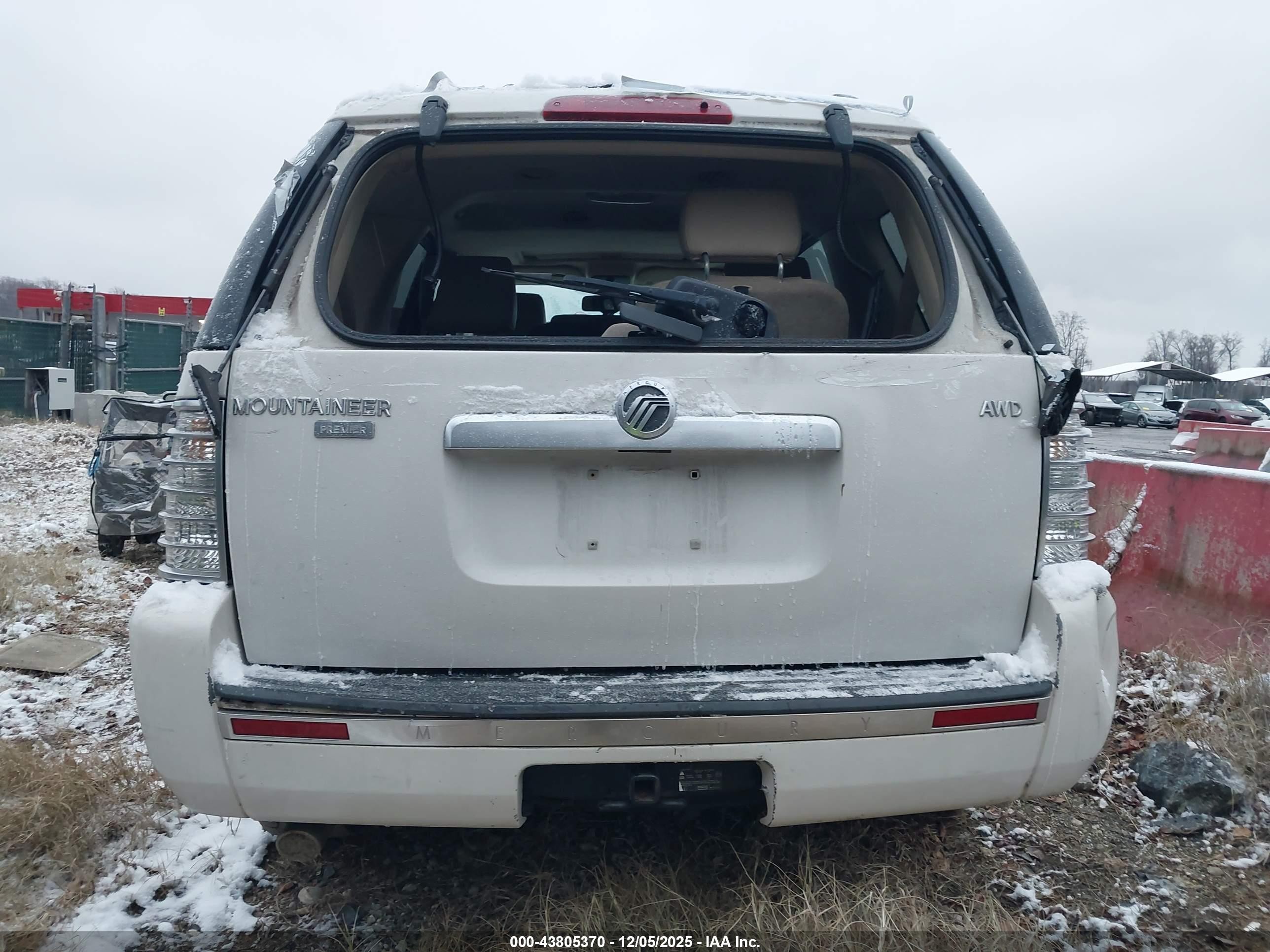 2008 Mercury Mountaineer Premier White vin: 4M2EU48E68UJ04198