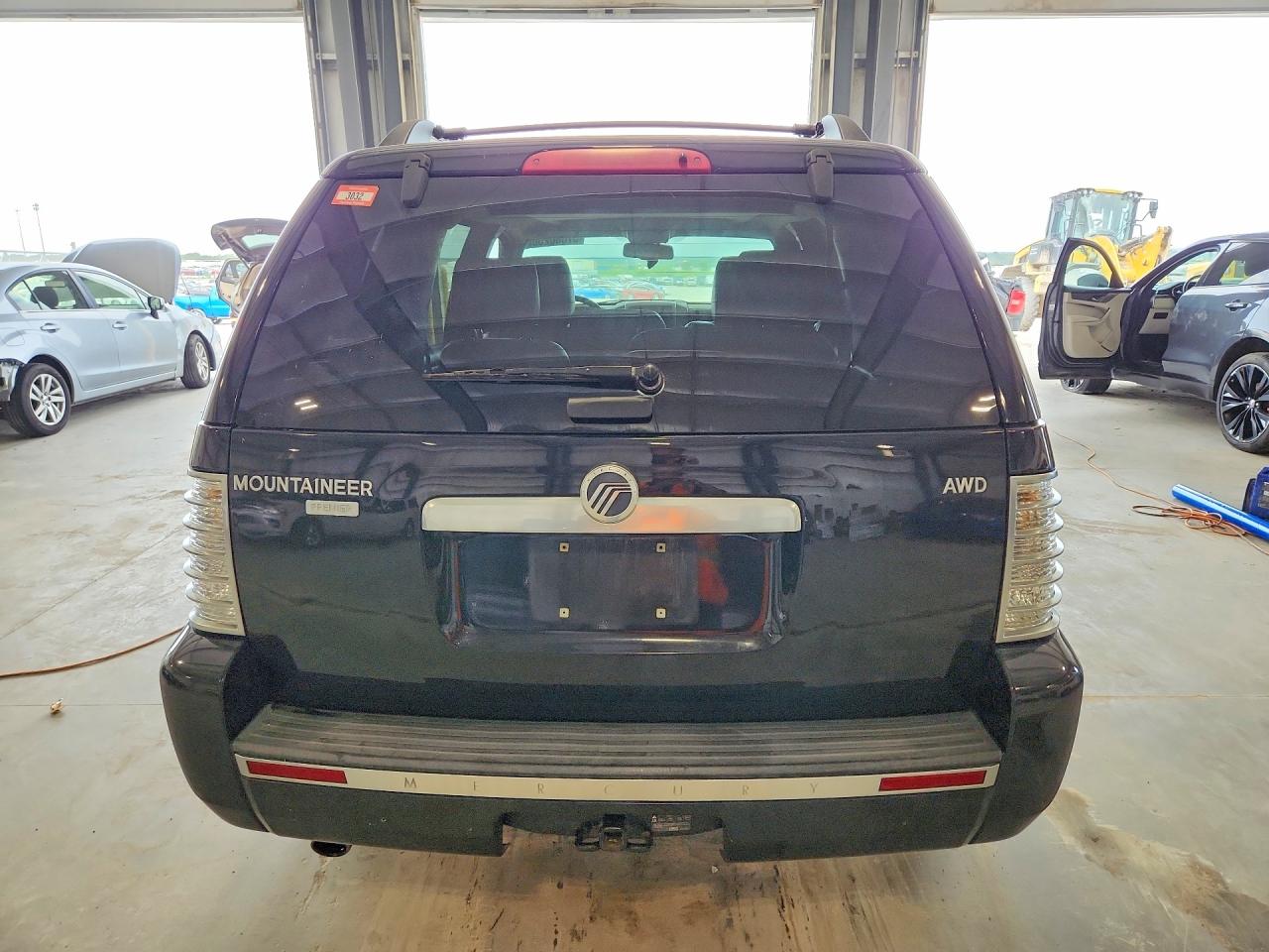 2009 Mercury Mountaineer Premier Черный vin: 4M2EU48E69UJ00086