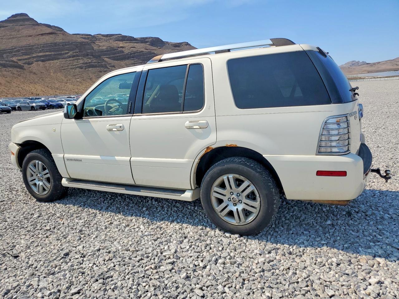 2007 Mercury Mountaineer Premier White vin: 4M2EU48E77UJ11353