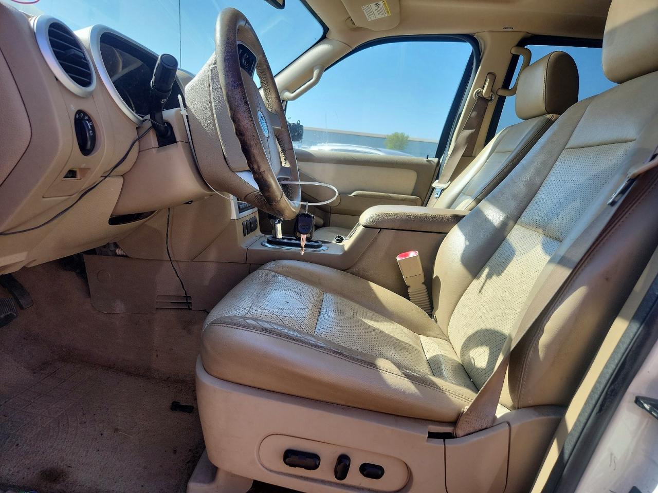 2007 Mercury Mountaineer Premier White vin: 4M2EU48E77UJ15077