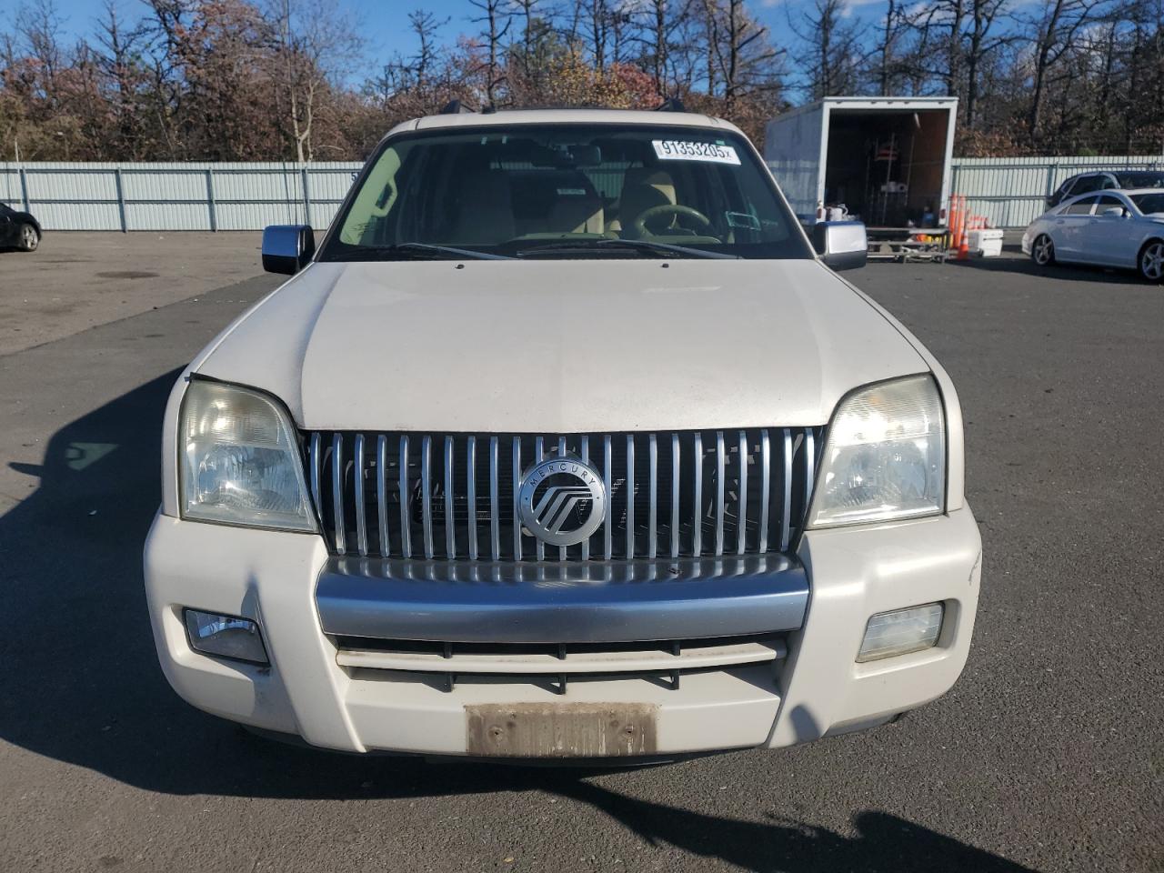 2008 Mercury Mountaineer Premier White vin: 4M2EU48E78UJ17428