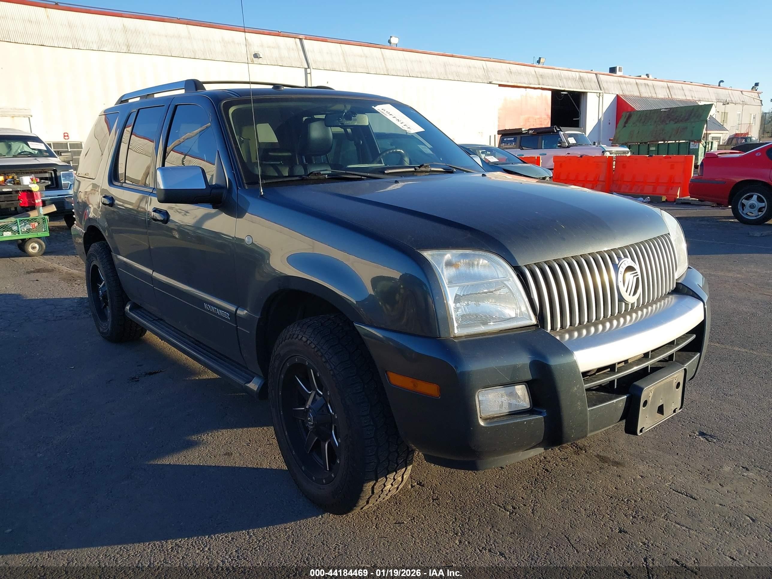2009 Mercury Mountaineer Premier Gray vin: 4M2EU48E79UJ01635