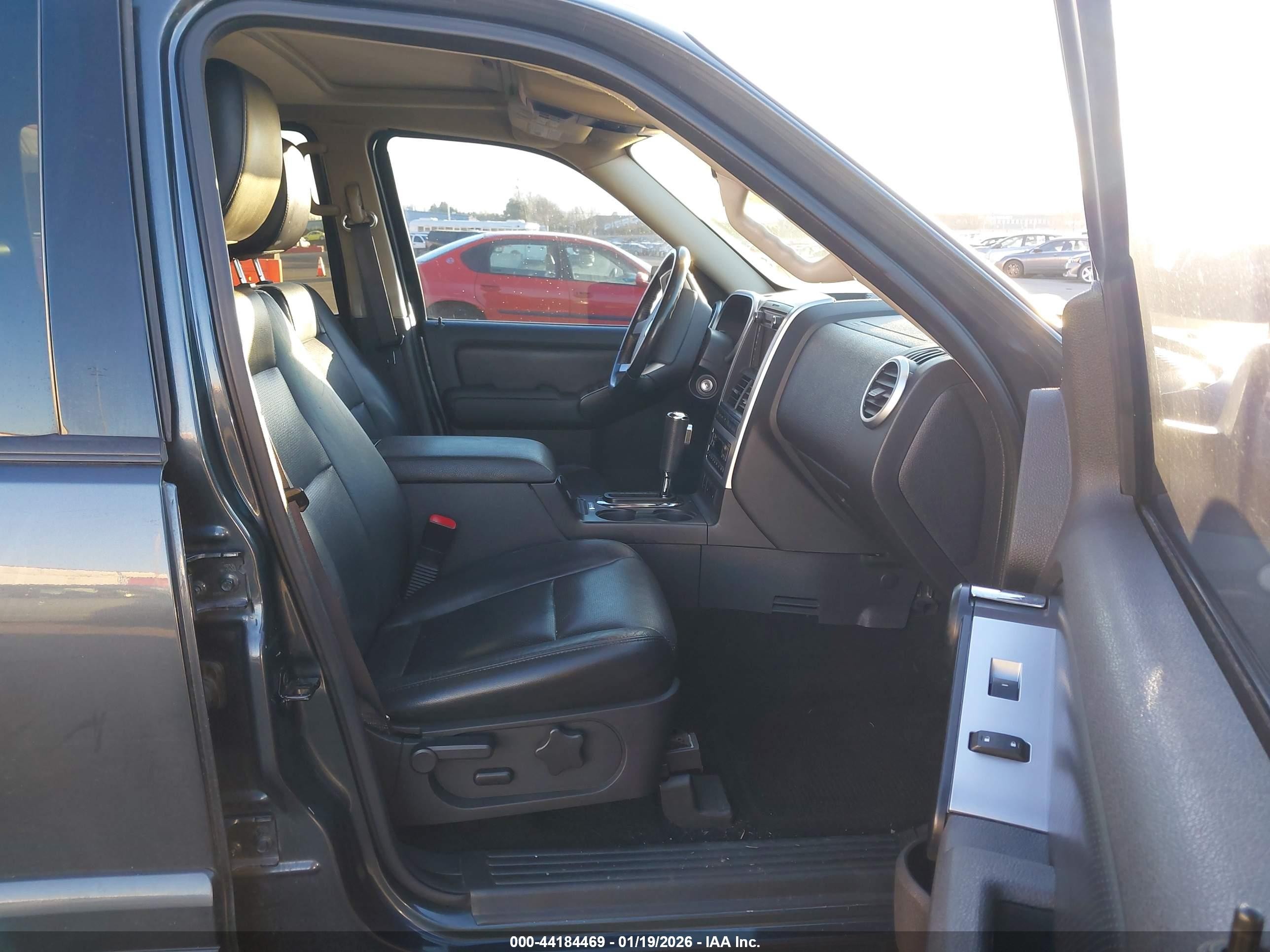 2009 Mercury Mountaineer Premier Gray vin: 4M2EU48E79UJ01635