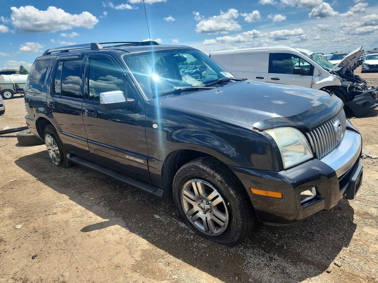 2007 Mercury Mountaineer Premier Gray vin: 4M2EU48E87UJ04119