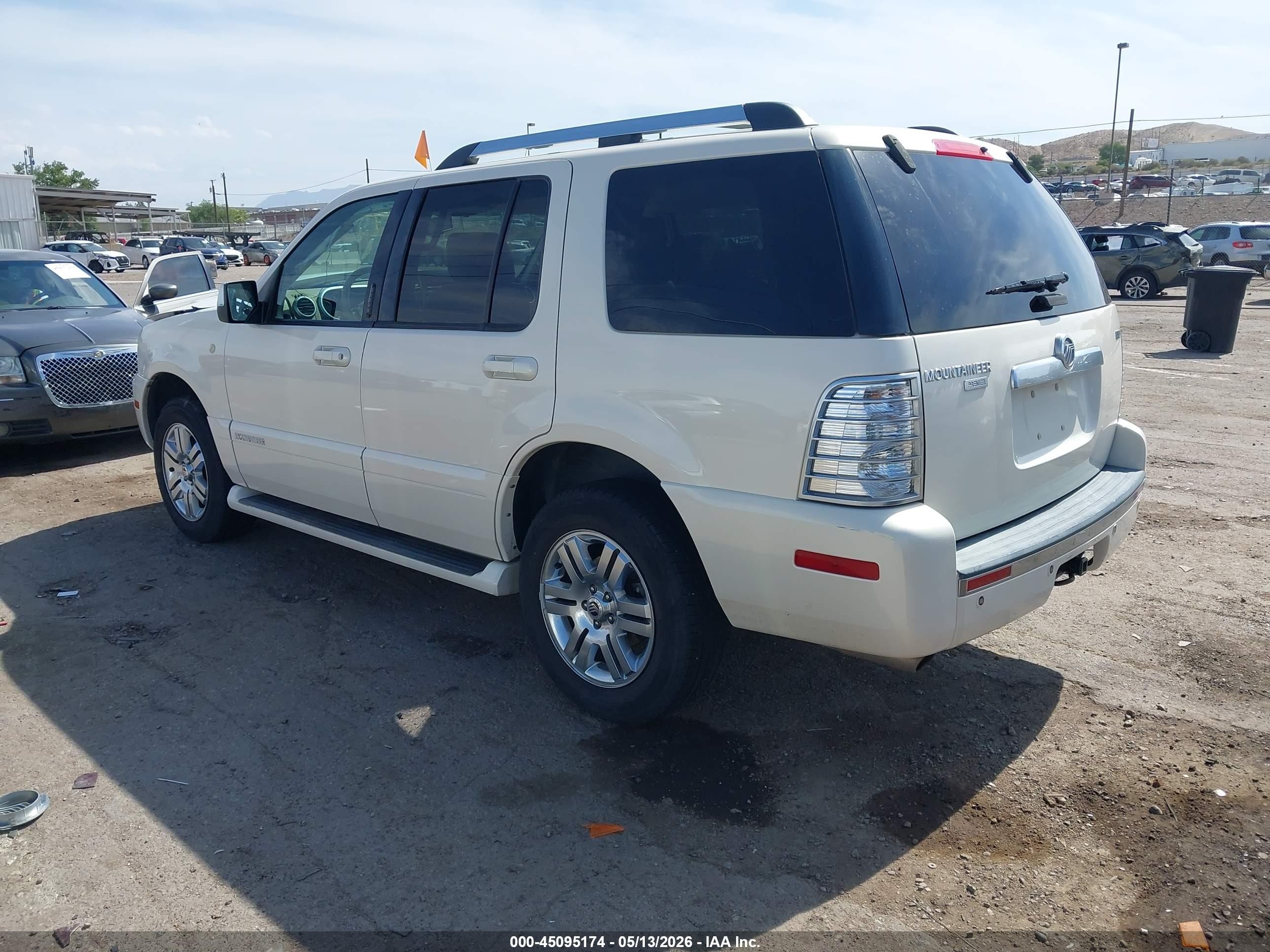 2007 Mercury Mountaineer Premier White vin: 4M2EU48E97UJ11418