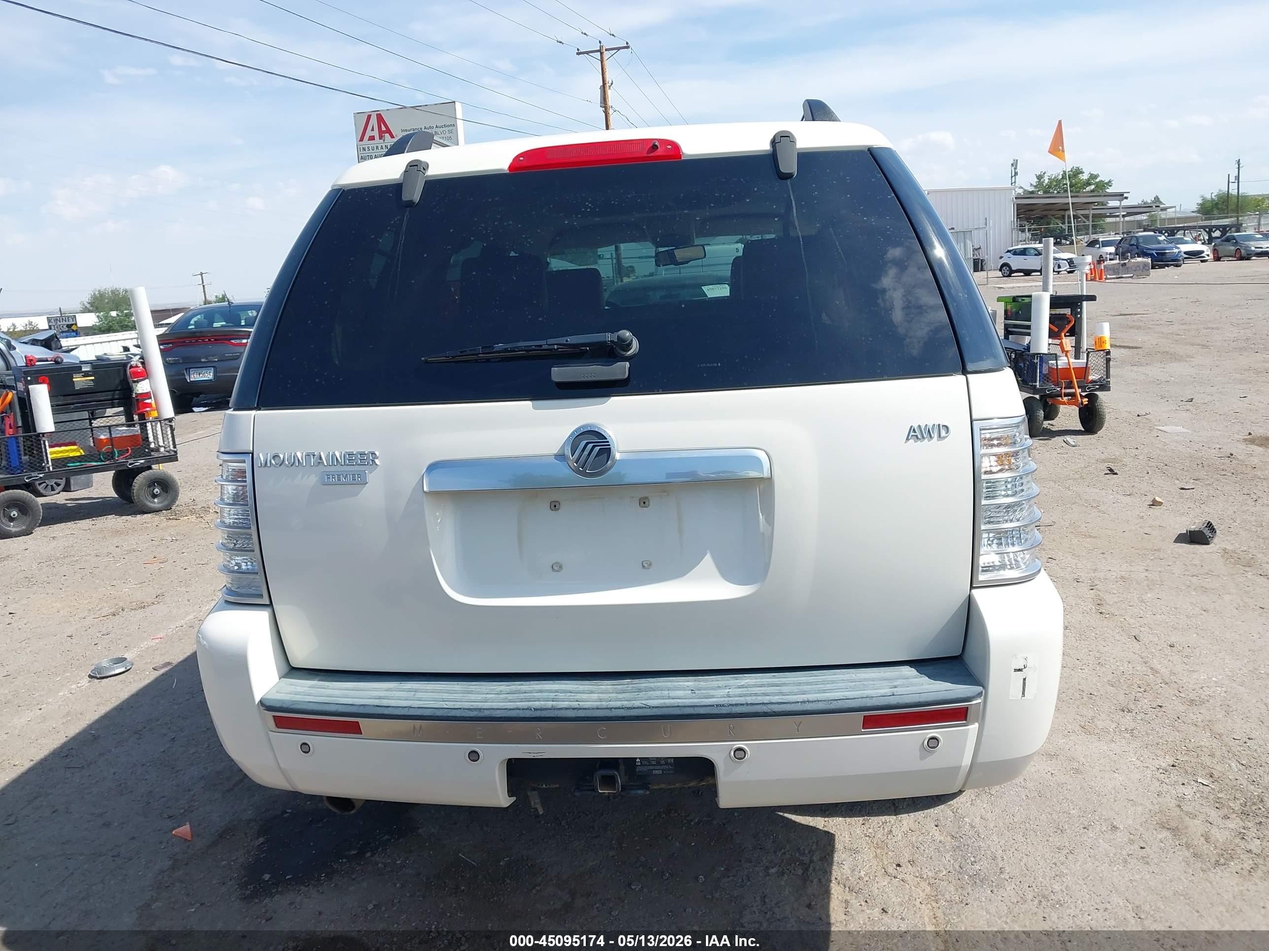2007 Mercury Mountaineer Premier White vin: 4M2EU48E97UJ11418