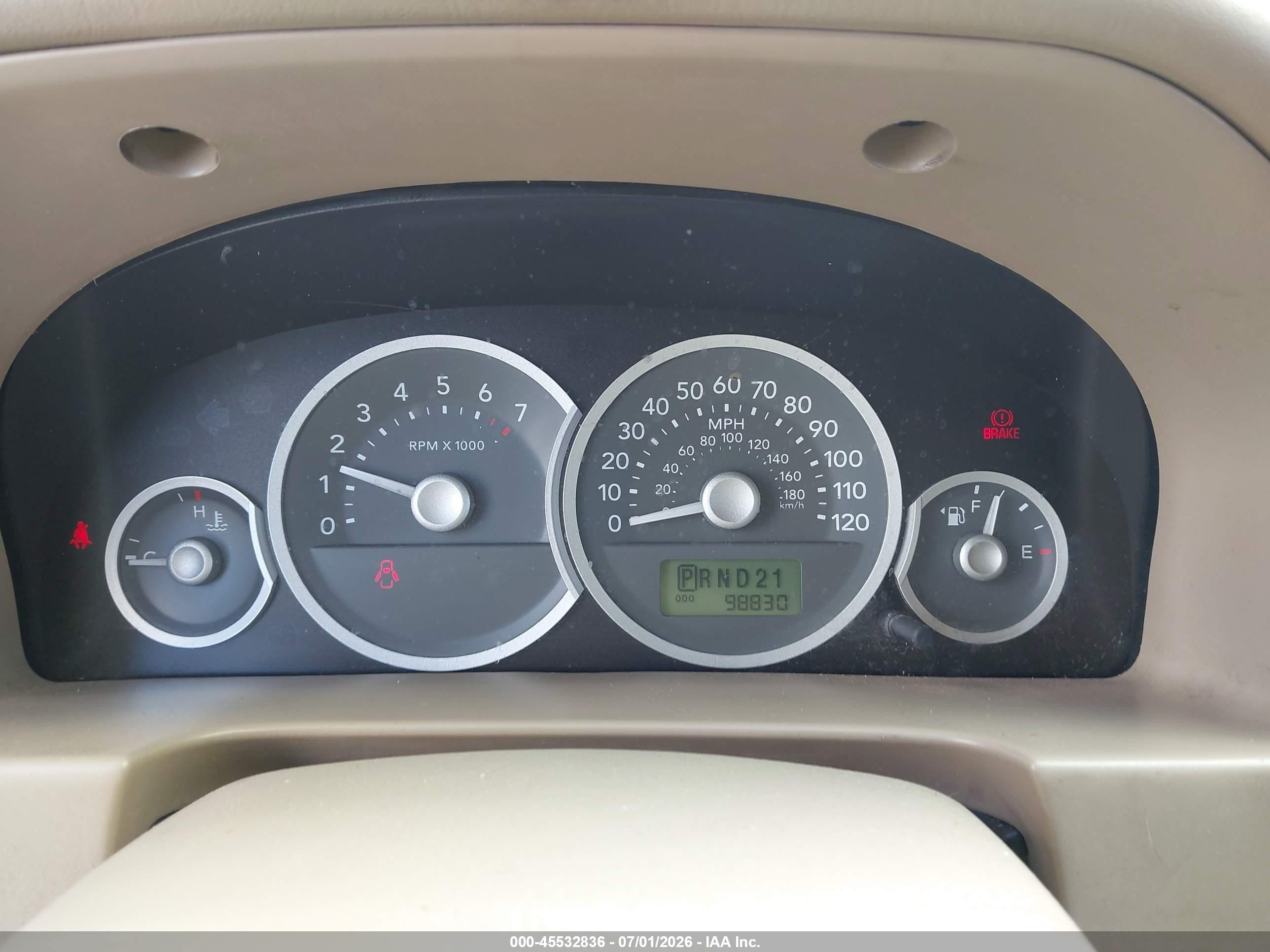 2005 Mercury Mariner Luxury/premier White vin: 4M2YU56175DJ09666
