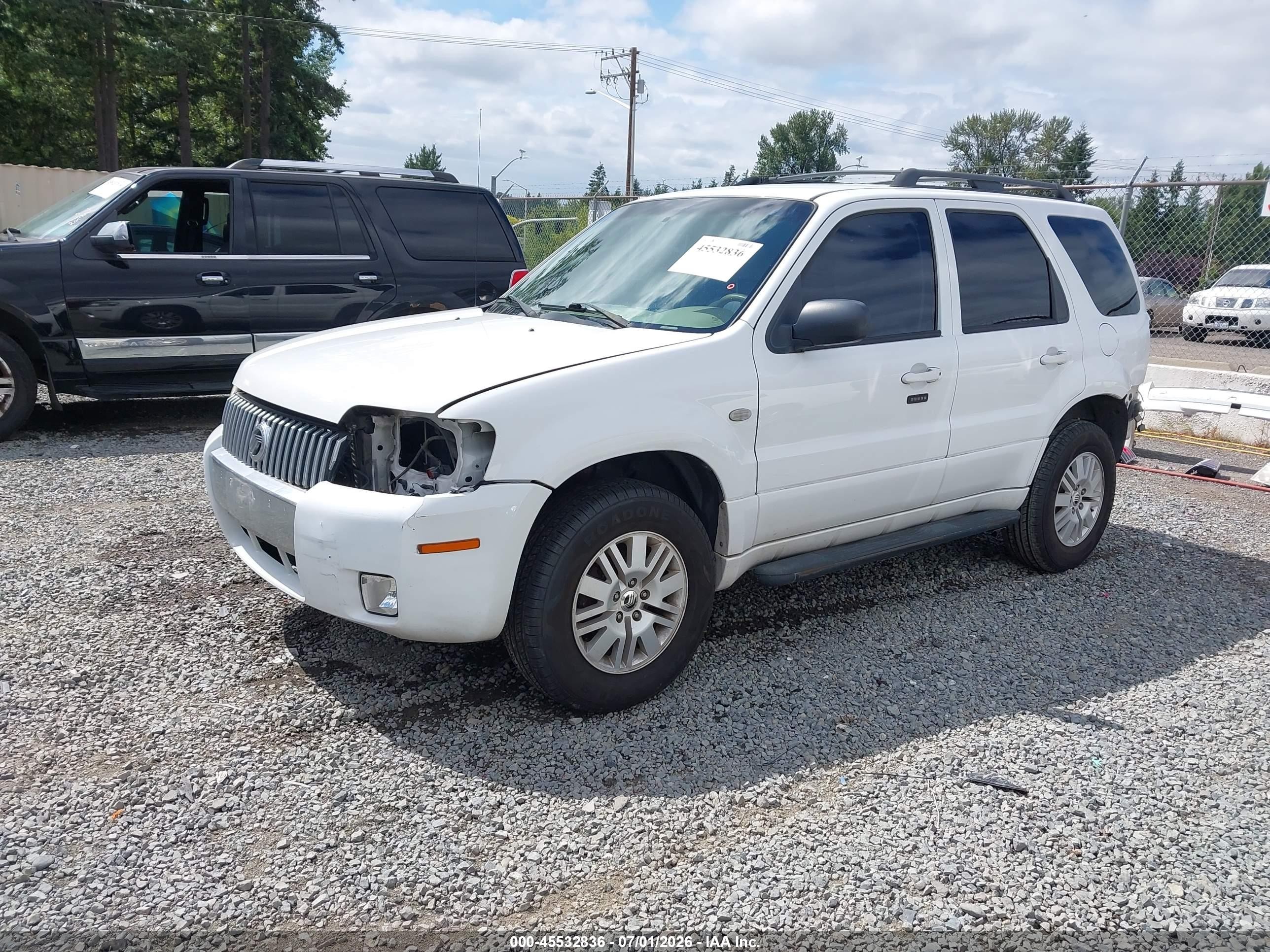 2005 Mercury Mariner Luxury/premier White vin: 4M2YU56175DJ09666