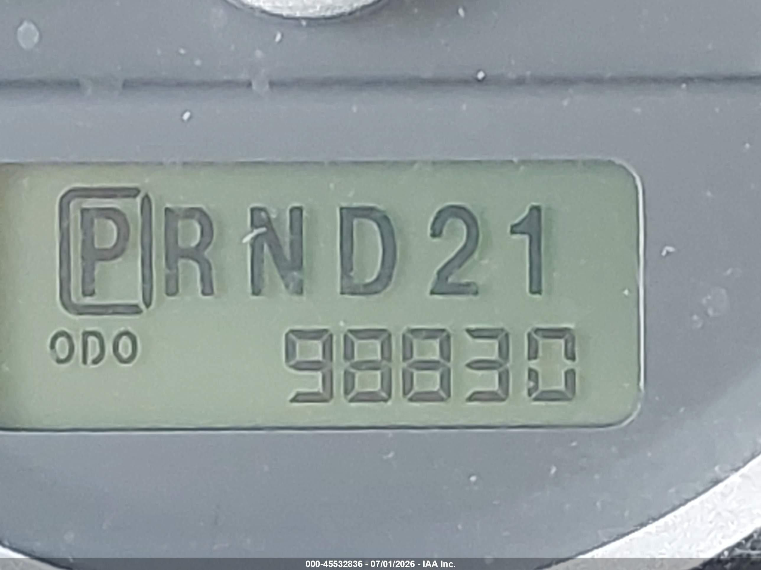 2005 Mercury Mariner Luxury/premier White vin: 4M2YU56175DJ09666