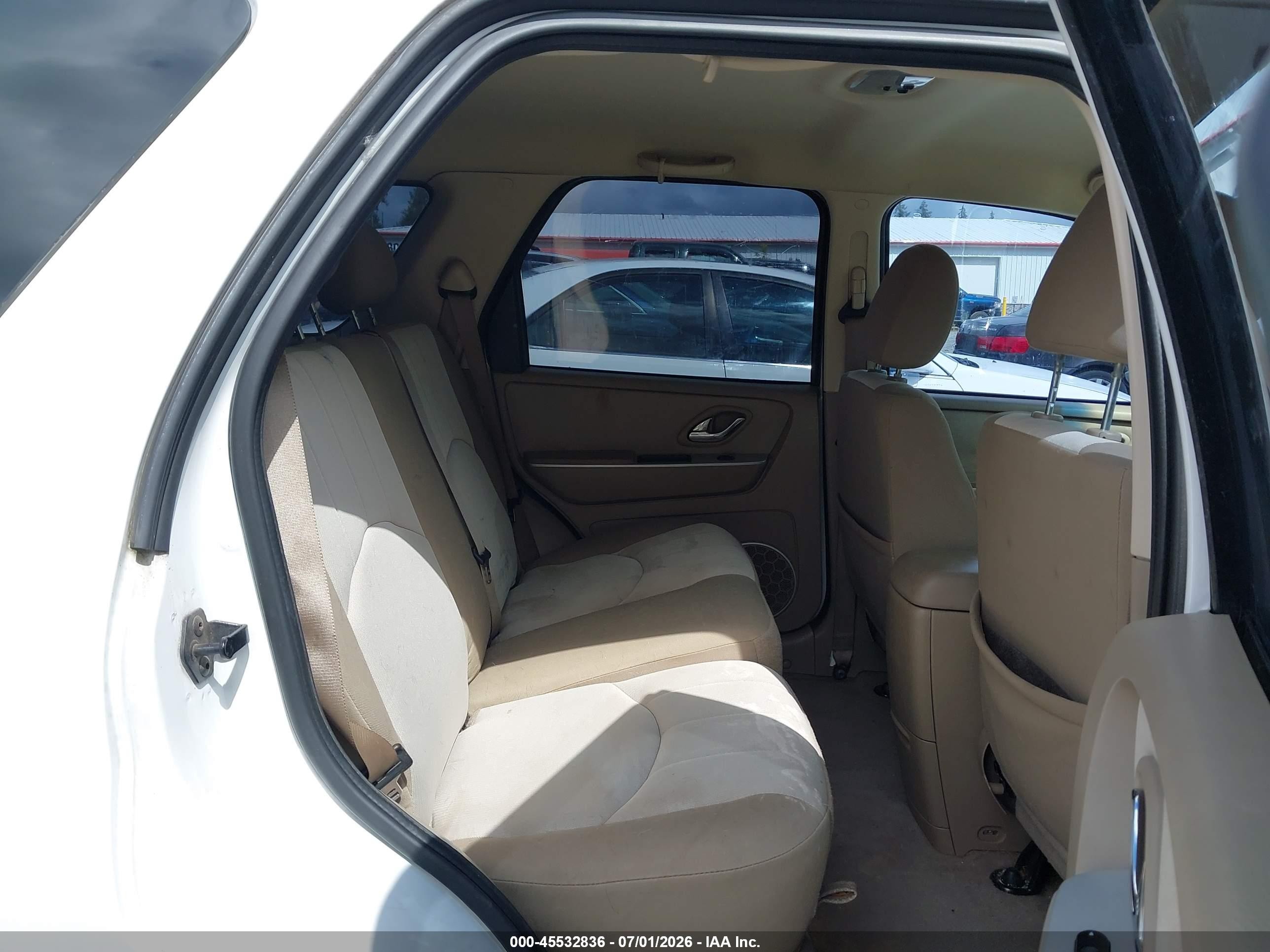 2005 Mercury Mariner Luxury/premier White vin: 4M2YU56175DJ09666