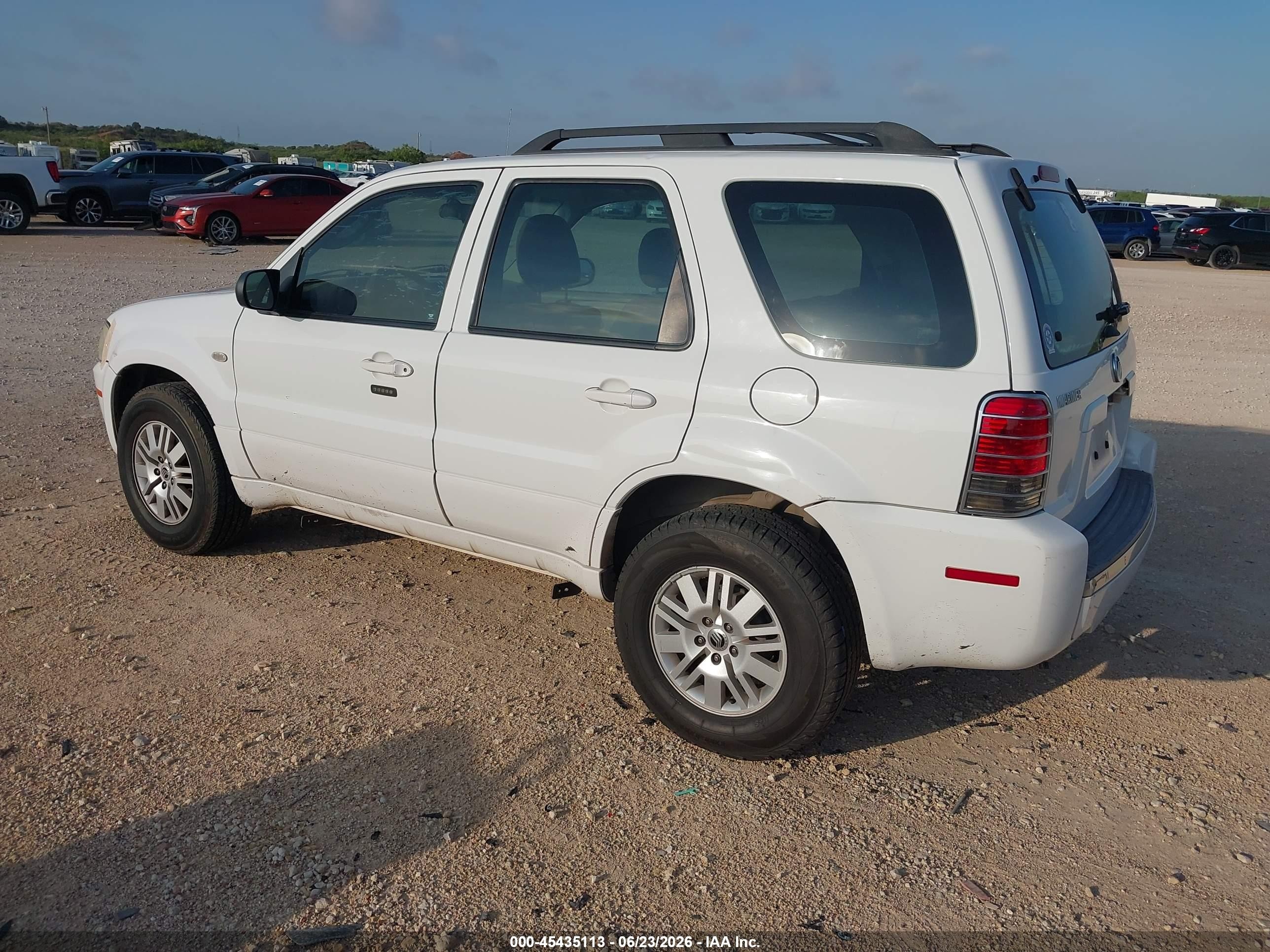 2005 Mercury Mariner Convenience White vin: 4M2YU56Z25DJ27191