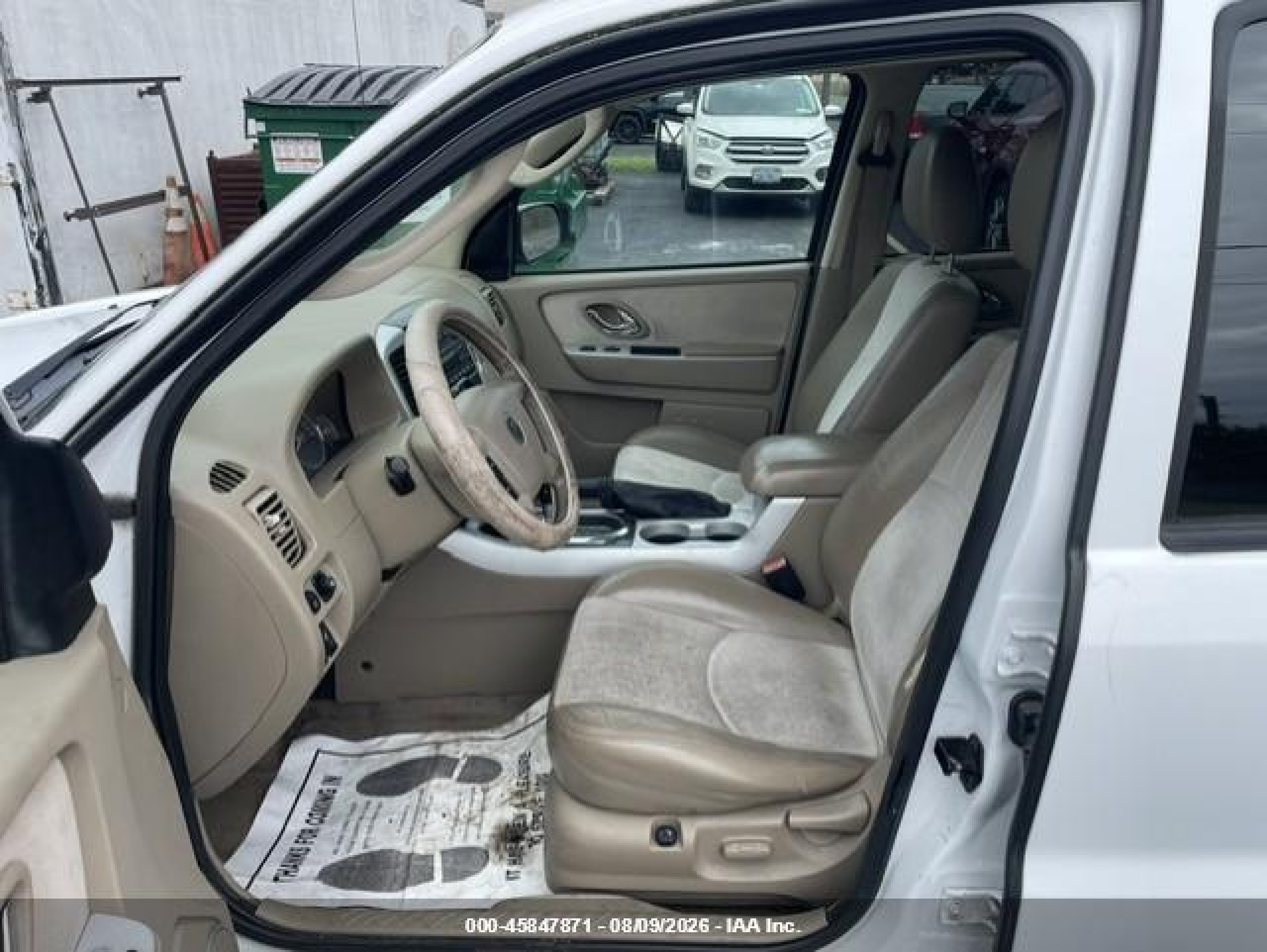 2005 Mercury Mariner   White vin: 4M2YU57105DJ14366